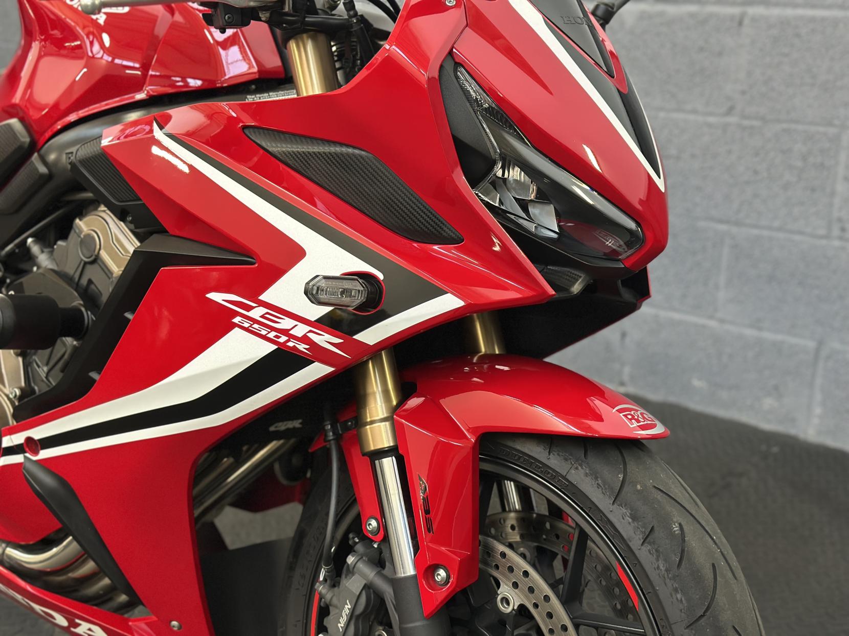 Honda CBR650R 650 Super Sports Petrol Manual Euro 4 (95 ps)