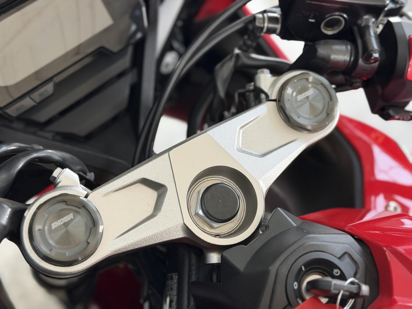 Honda CBR650R 650 Super Sports Petrol Manual Euro 4 (95 ps)