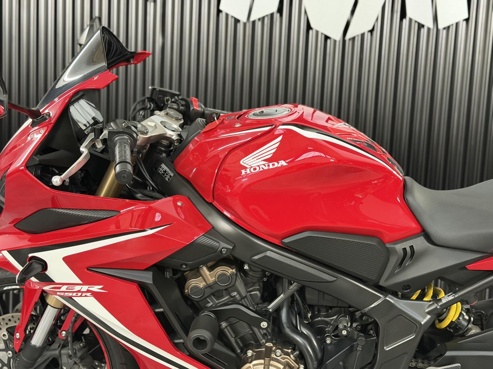 Honda CBR650R 650 Super Sports Petrol Manual Euro 4 (95 ps)