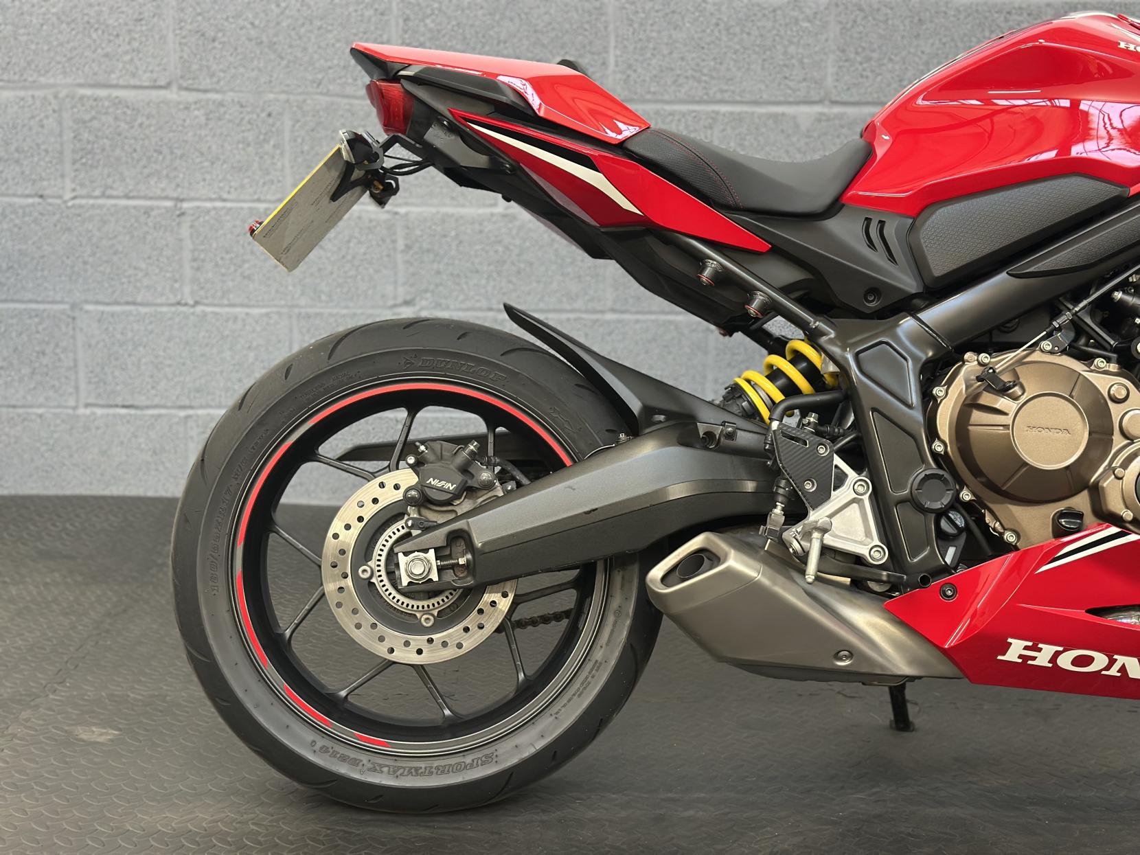 Honda CBR650R 650 Super Sports Petrol Manual Euro 4 (95 ps)