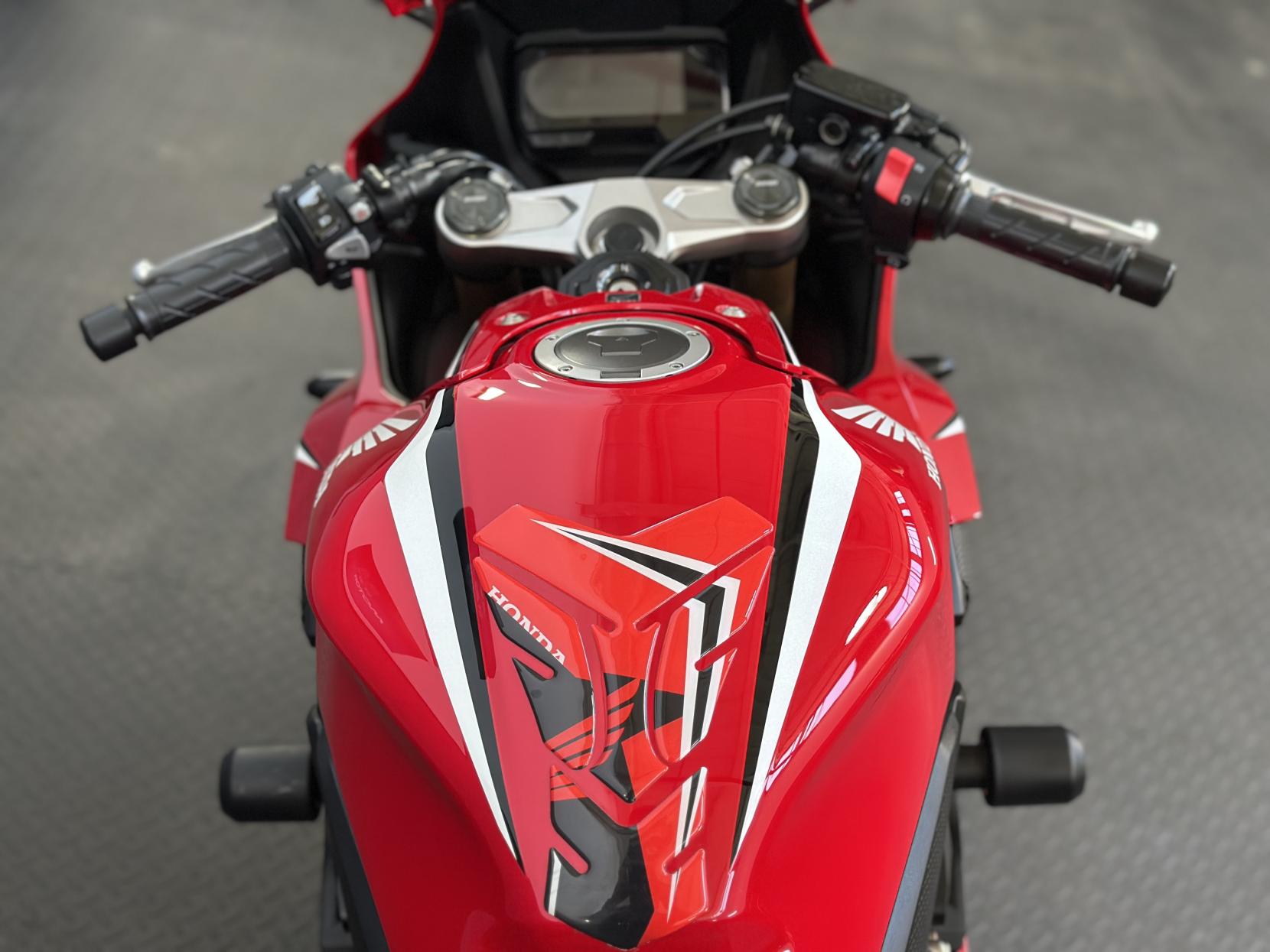 Honda CBR650R 650 Super Sports Petrol Manual Euro 4 (95 ps)