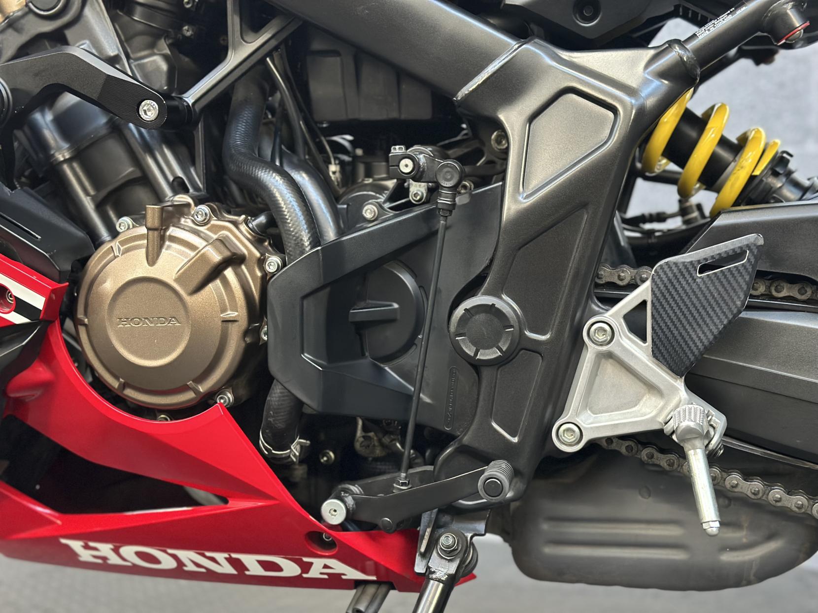 Honda CBR650R 650 Super Sports Petrol Manual Euro 4 (95 ps)