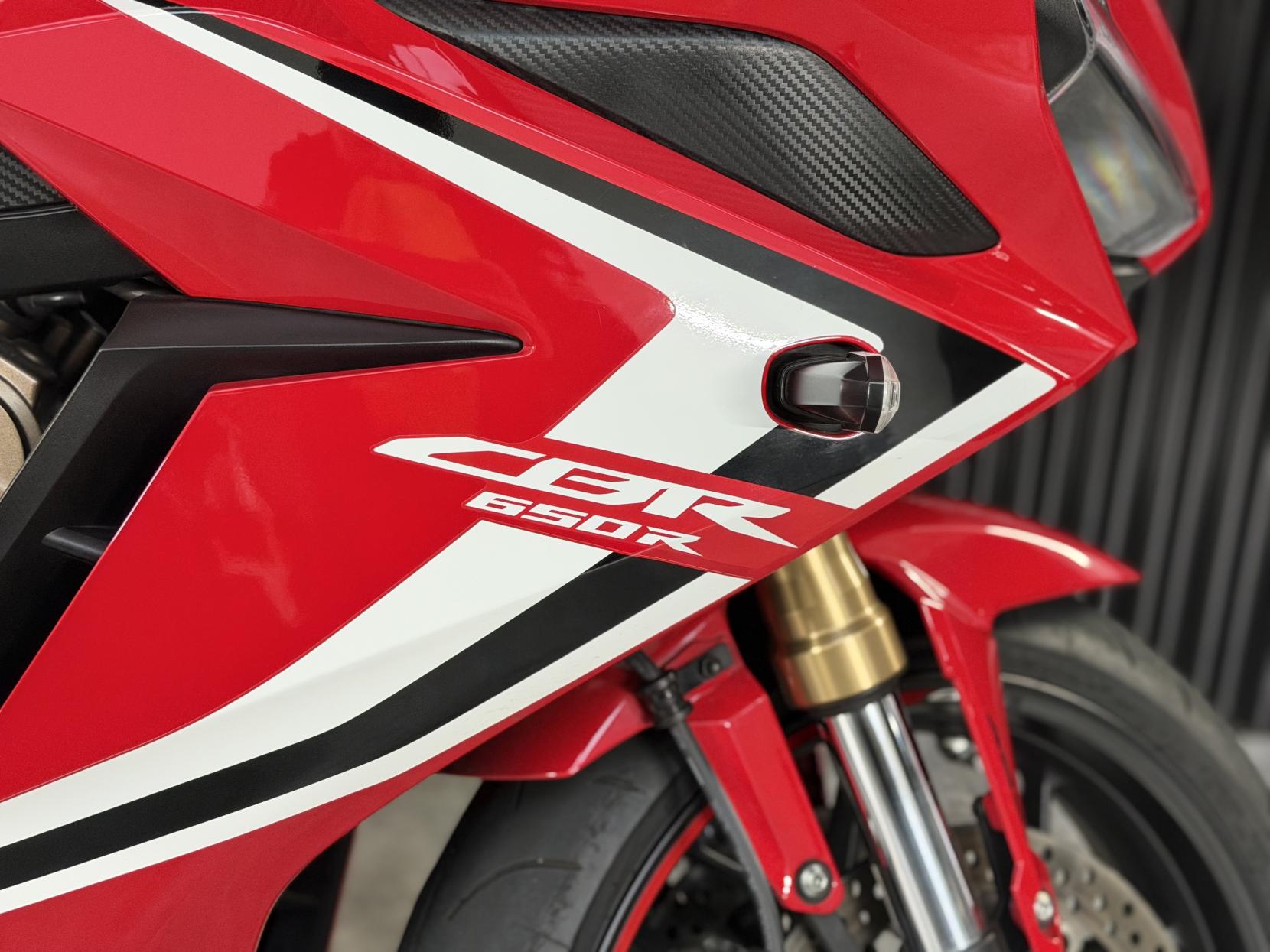 Honda CBR650R 650 Super Sports Petrol Manual Euro 4 (95 ps)