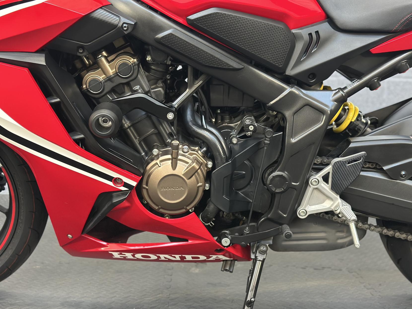 Honda CBR650R 650 Super Sports Petrol Manual Euro 4 (95 ps)