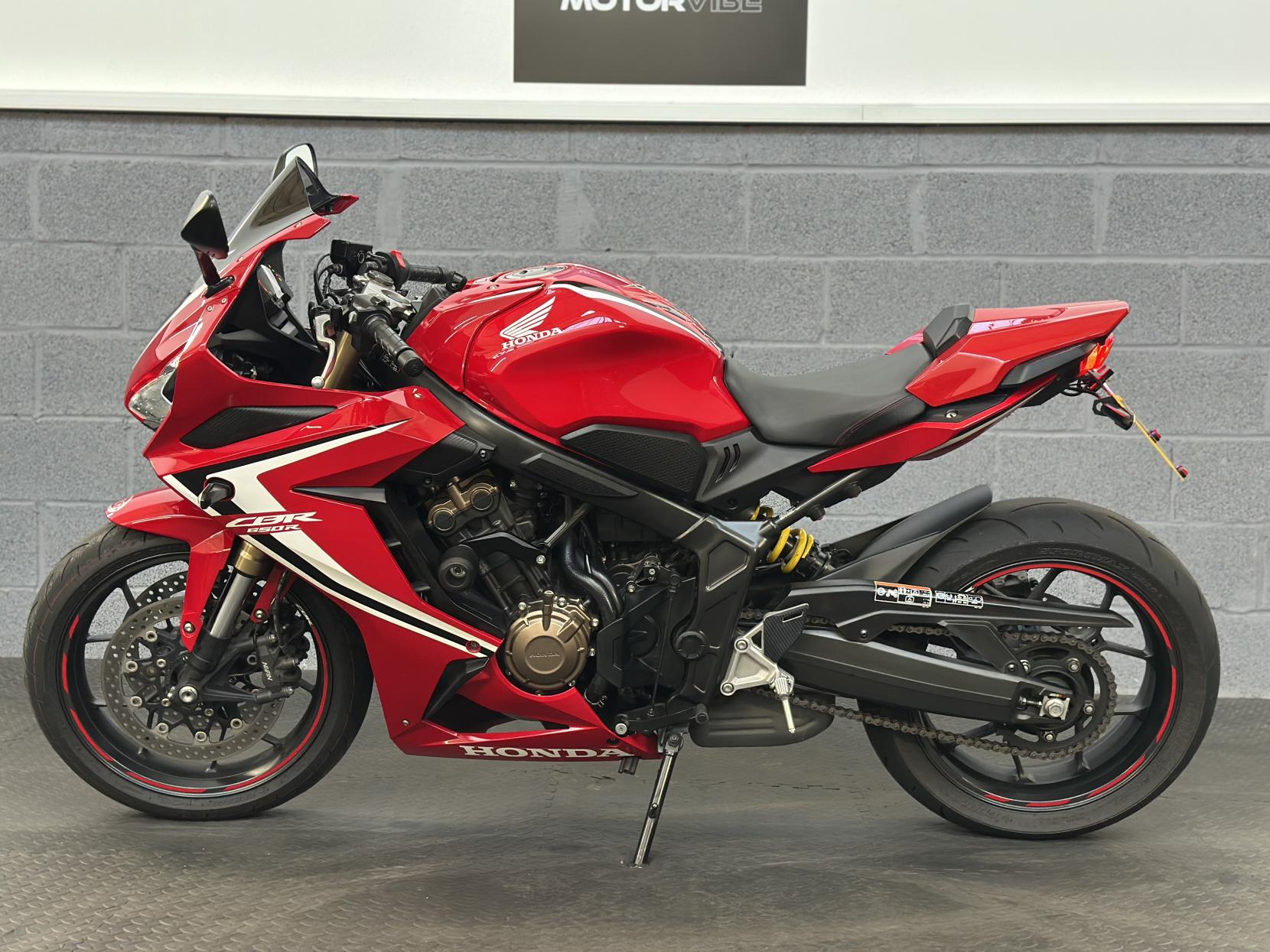 Honda CBR650R 650 Super Sports Petrol Manual Euro 4 (95 ps)