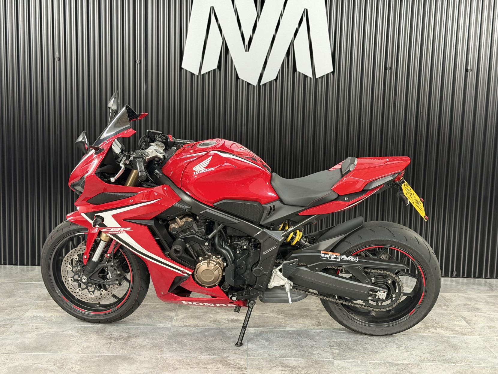 Honda CBR650R 650 Super Sports Petrol Manual Euro 4 (95 ps)