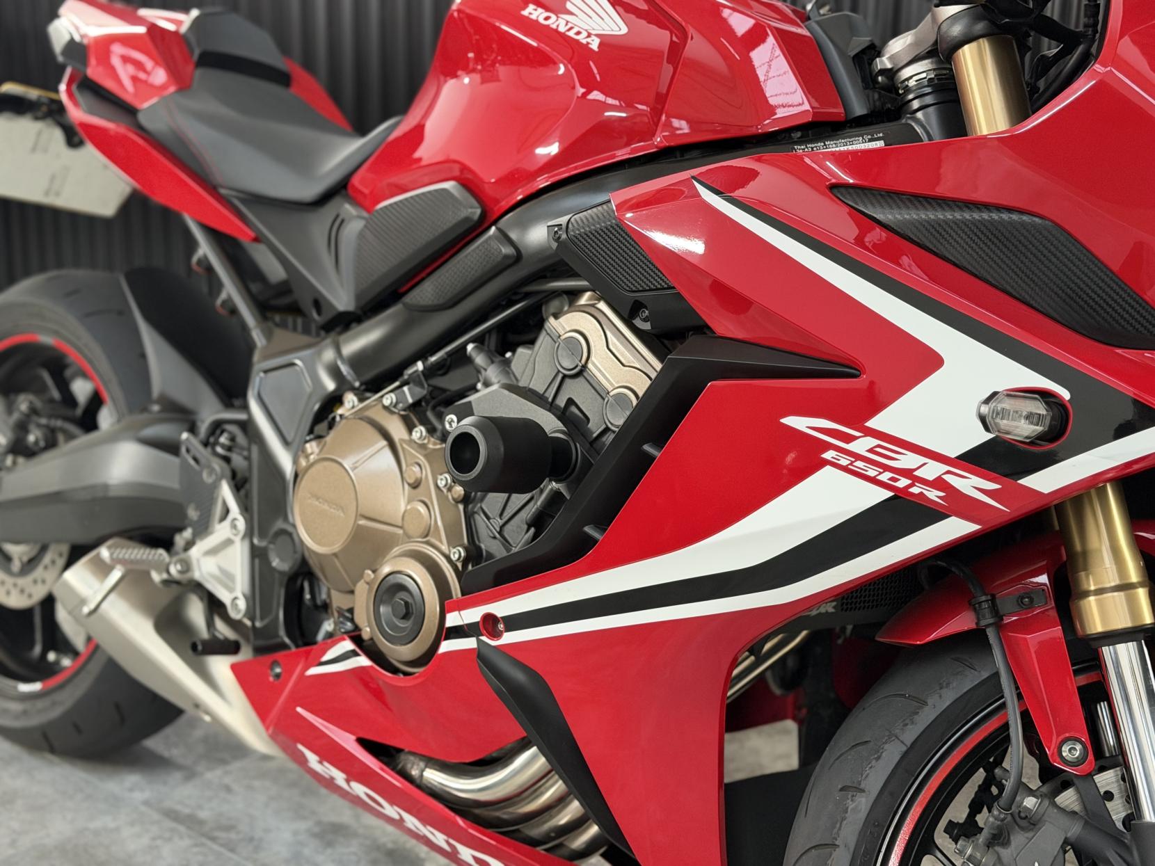 Honda CBR650R 650 Super Sports Petrol Manual Euro 4 (95 ps)