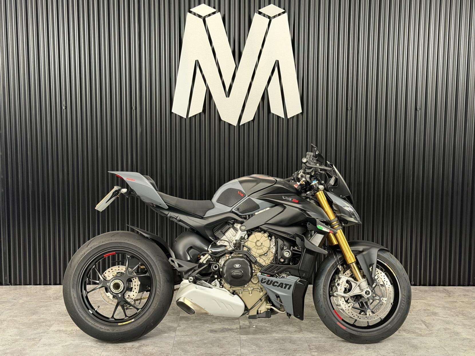 Ducati Streetfighter V4S 1103 Naked Petrol Ducati Quick Shift - EVO 2 Euro 5 (208 ps)