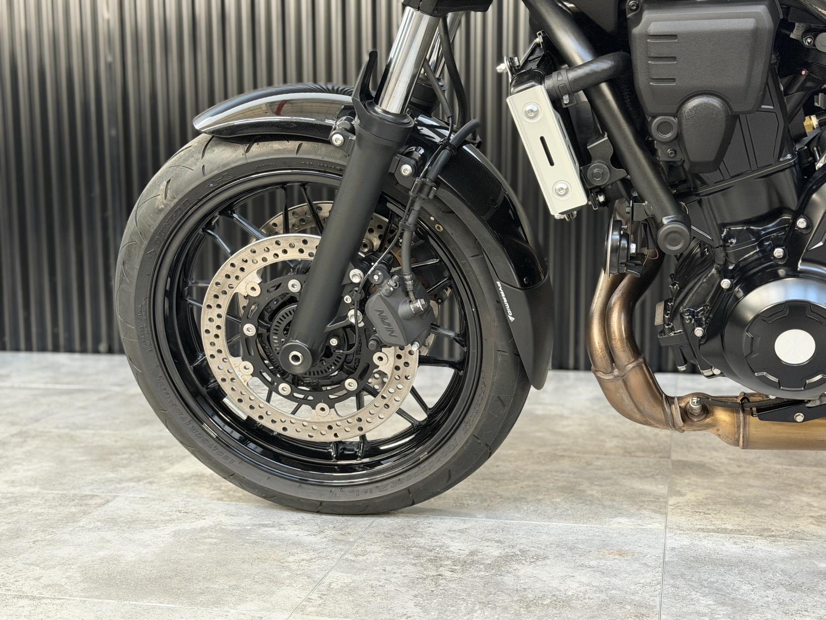 Kawasaki Z650 RS 650 Modern Classic Petrol Manual Euro 5 (68 ps)