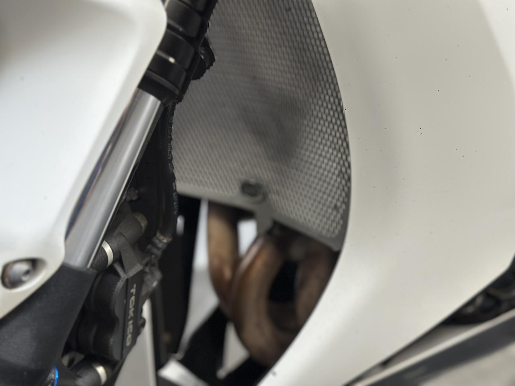 Honda CBR1000RR Fireblade 1000 Super Sports Petrol Manual (178 ps)