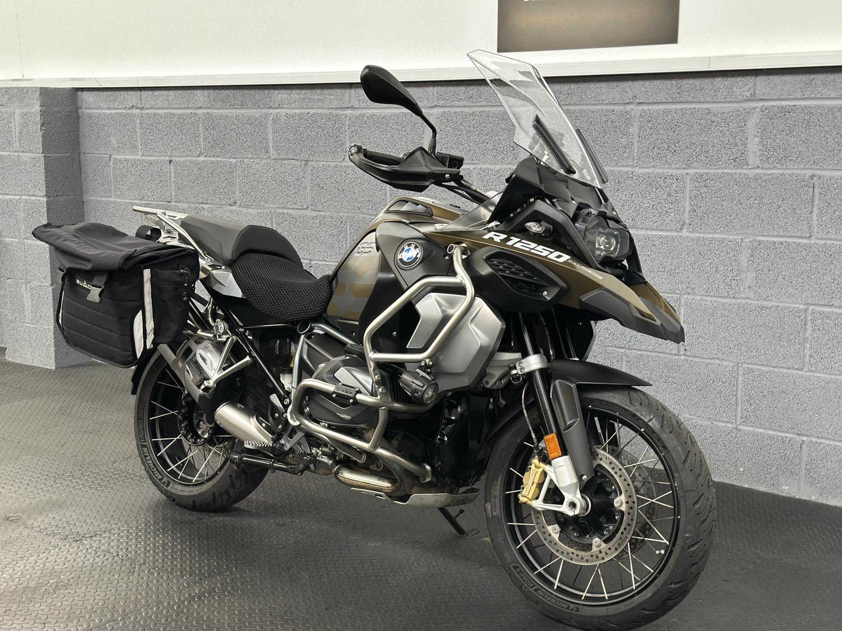 BMW R 1250 GS Adventure 1250 Exclusive TE LS Adventure Petrol Manual Euro 4 (136 ps)