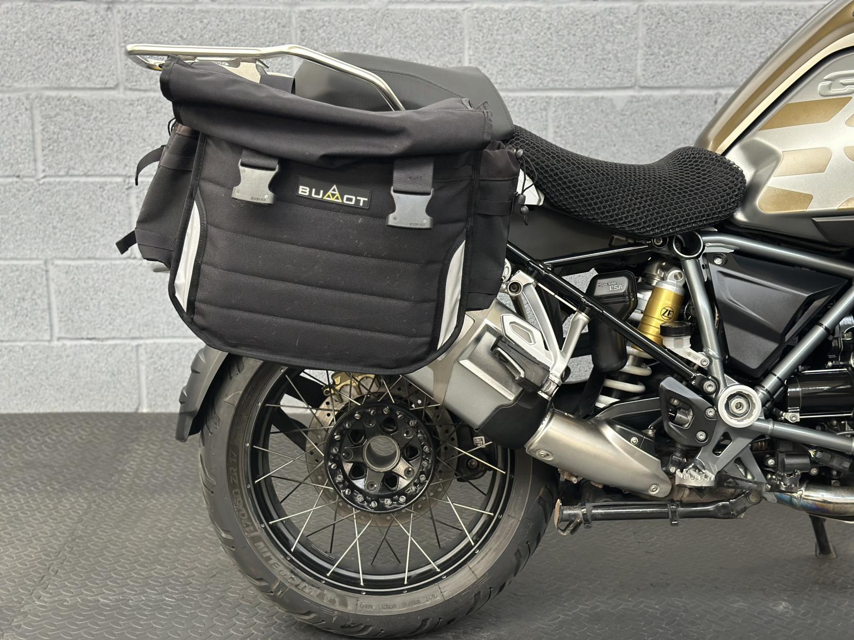 BMW R 1250 GS Adventure 1250 Exclusive TE LS Adventure Petrol Manual Euro 4 (136 ps)