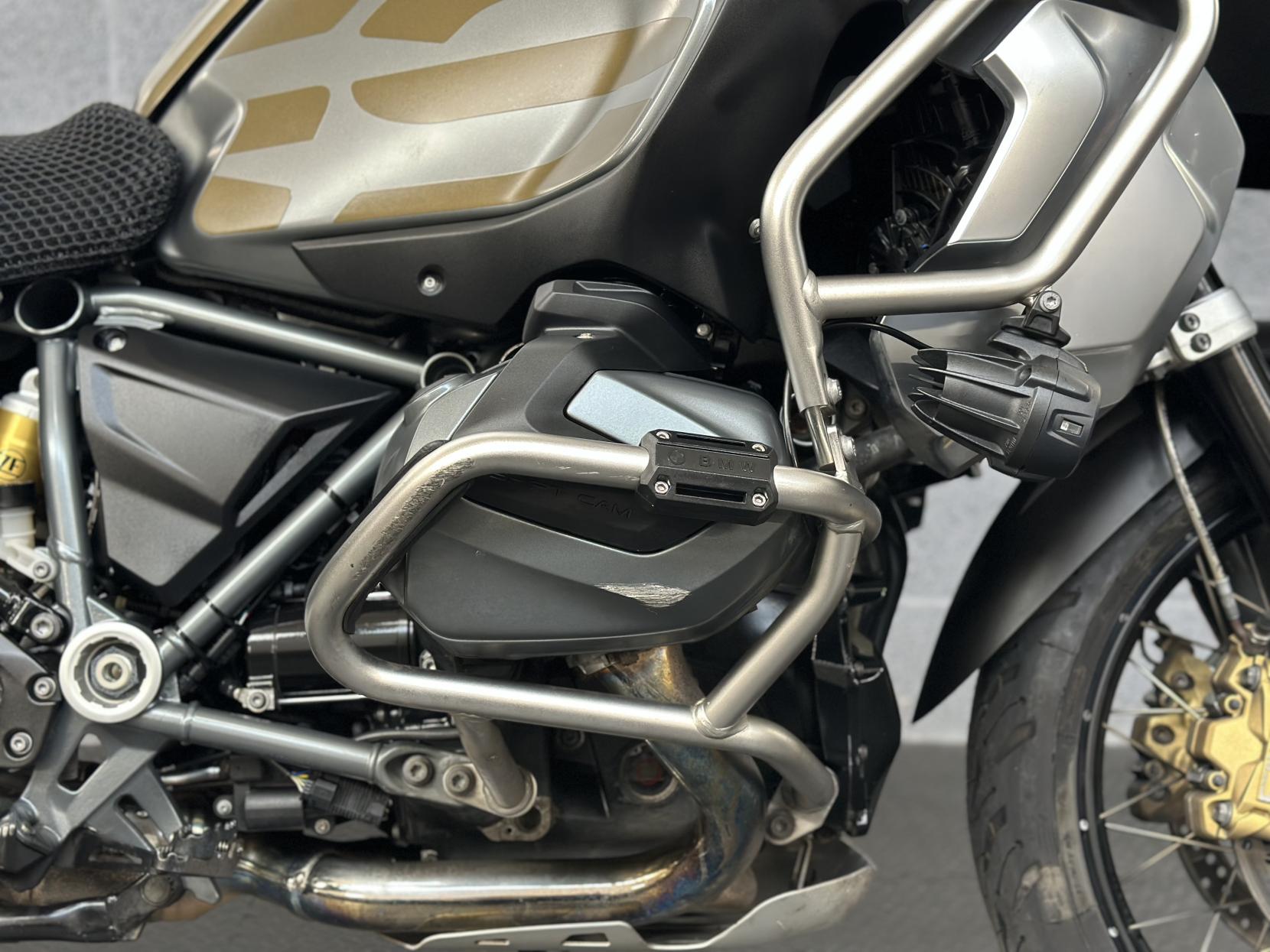 BMW R 1250 GS Adventure 1250 Exclusive TE LS Adventure Petrol Manual Euro 4 (136 ps)