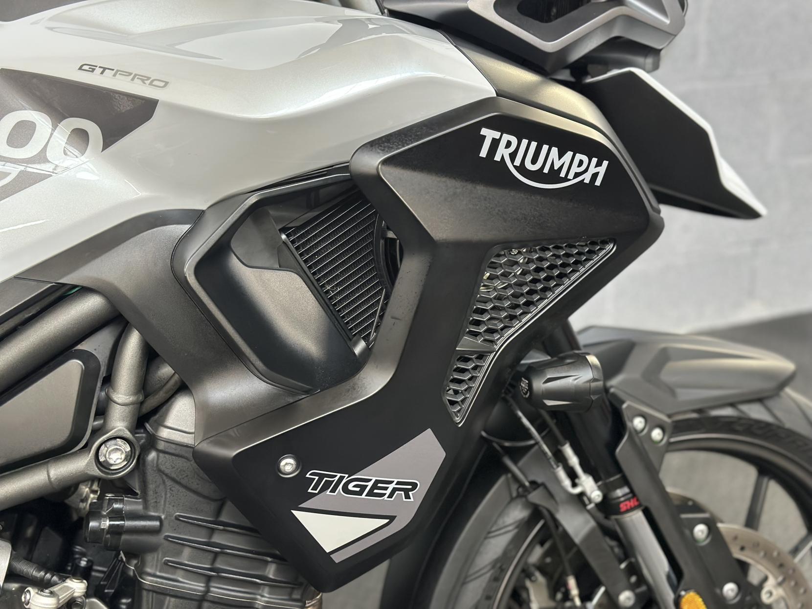 Triumph Tiger 1200 1200 GT Pro Adventure Petrol Manual Euro 5 (150 ps)