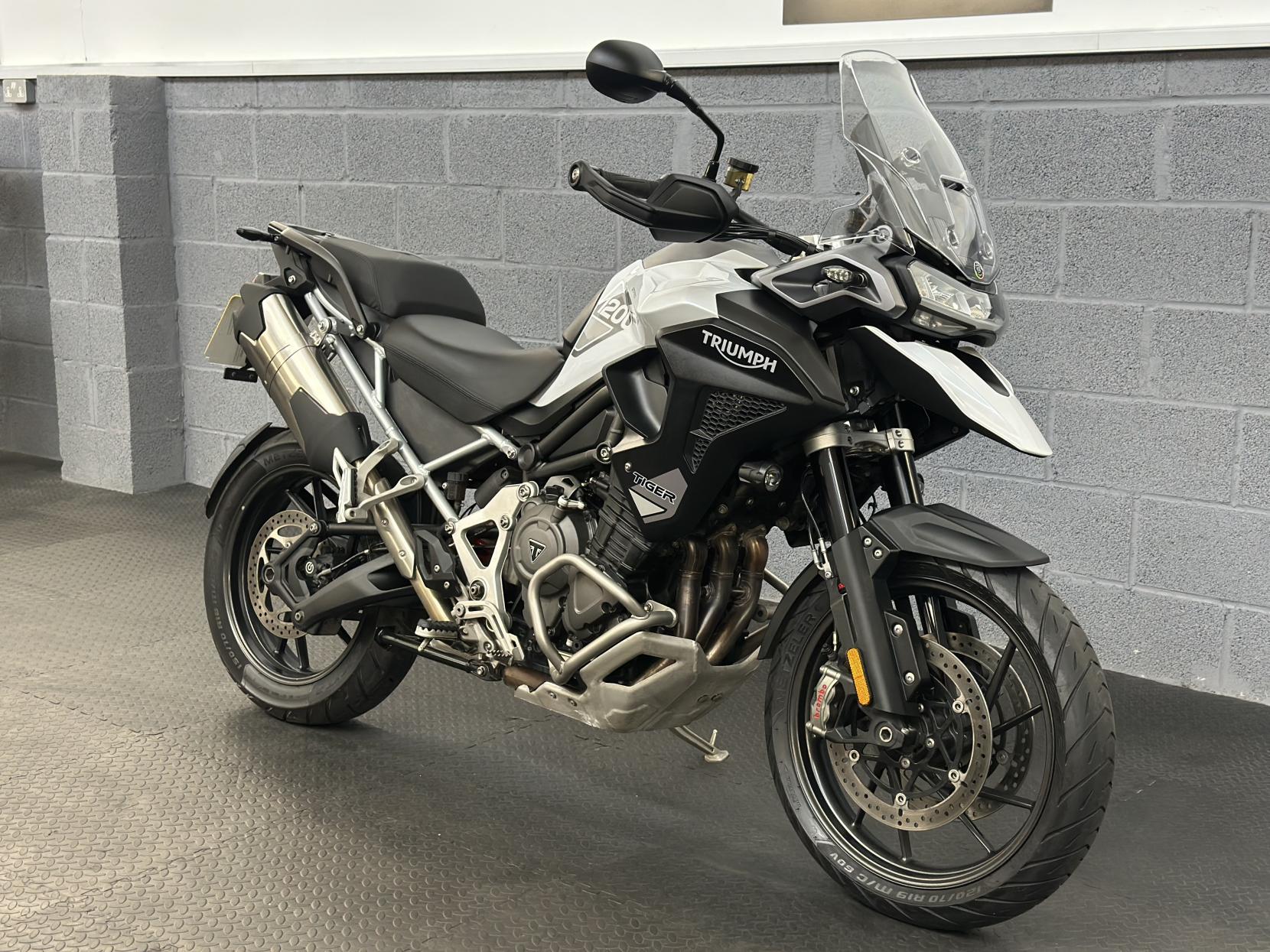 Triumph Tiger 1200 1200 GT Pro Adventure Petrol Manual Euro 5 (150 ps)