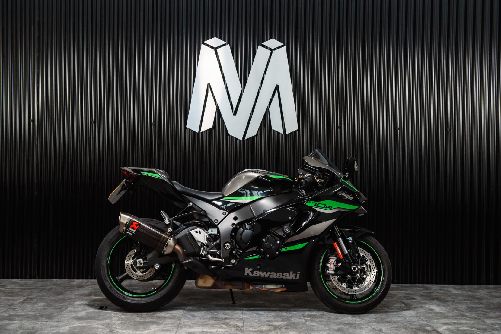 Kawasaki Ninja ZX-10R 1000 Super Sports Petrol Manual Euro 5 (213 ps)