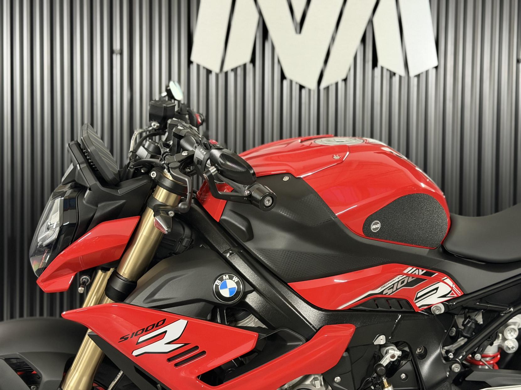 BMW S 1000 R 1000 Sport Naked Petrol Manual Euro 5 (164 ps)