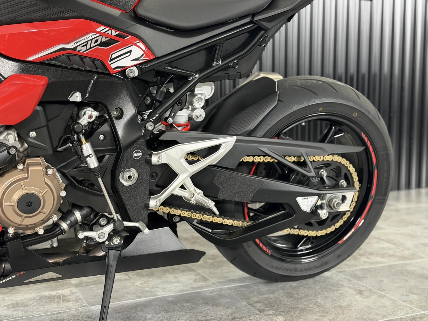 BMW S 1000 R 1000 Sport Naked Petrol Manual Euro 5 (164 ps)