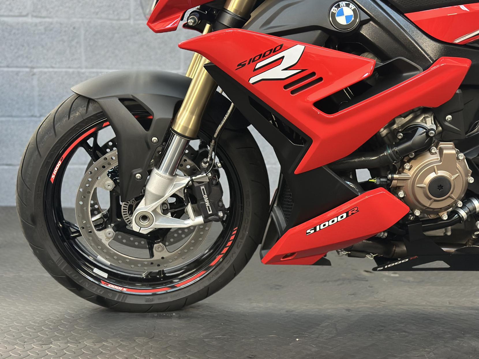 BMW S 1000 R 1000 Sport Naked Petrol Manual Euro 5 (164 ps)