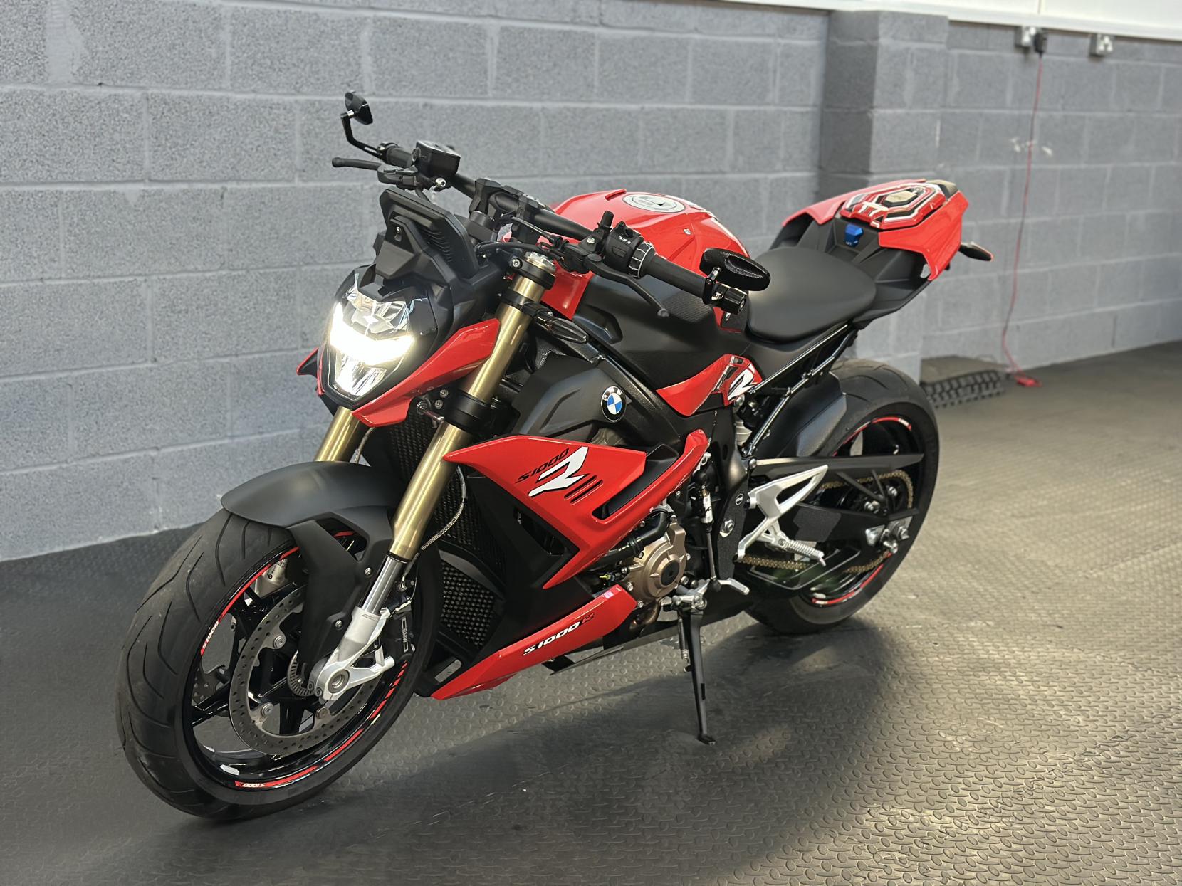 BMW S 1000 R 1000 Sport Naked Petrol Manual Euro 5 (164 ps)