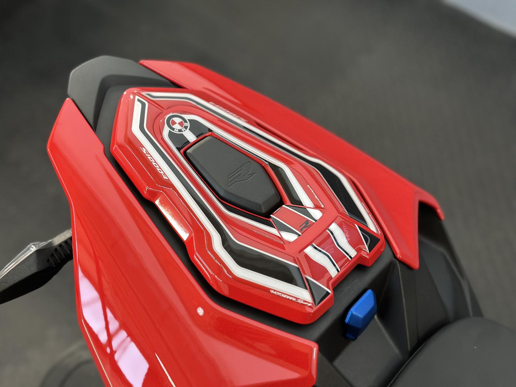 BMW S 1000 R 1000 Sport Naked Petrol Manual Euro 5 (164 ps)