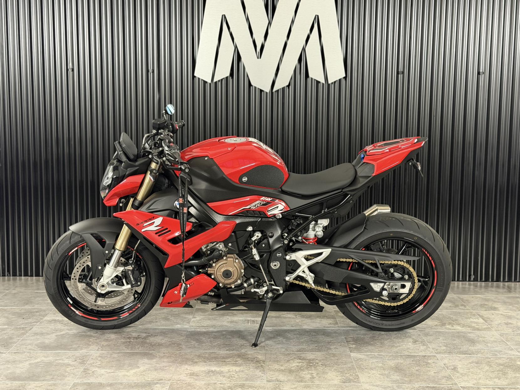 BMW S 1000 R 1000 Sport Naked Petrol Manual Euro 5 (164 ps)