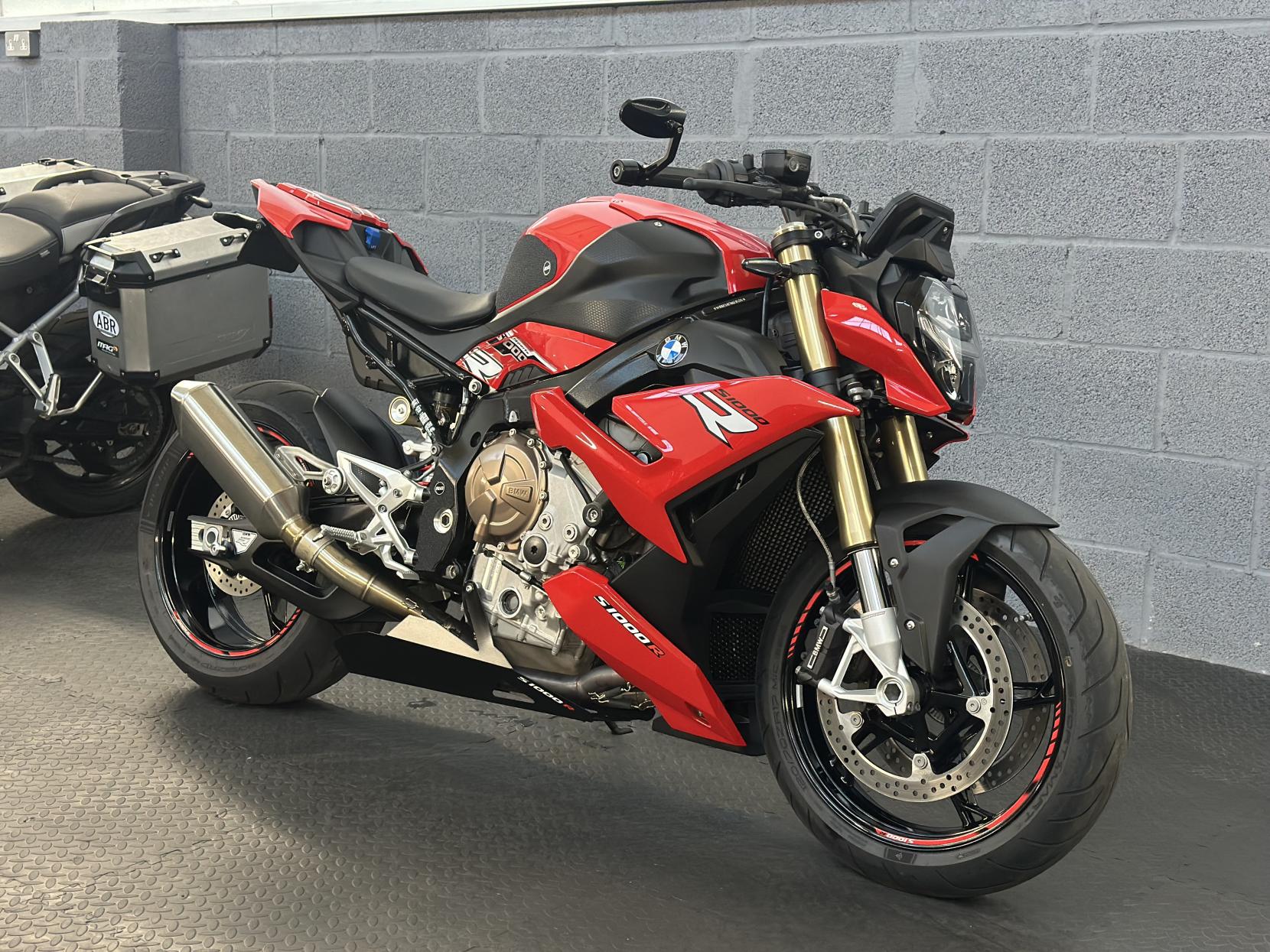 BMW S 1000 R 1000 Sport Naked Petrol Manual Euro 5 (164 ps)
