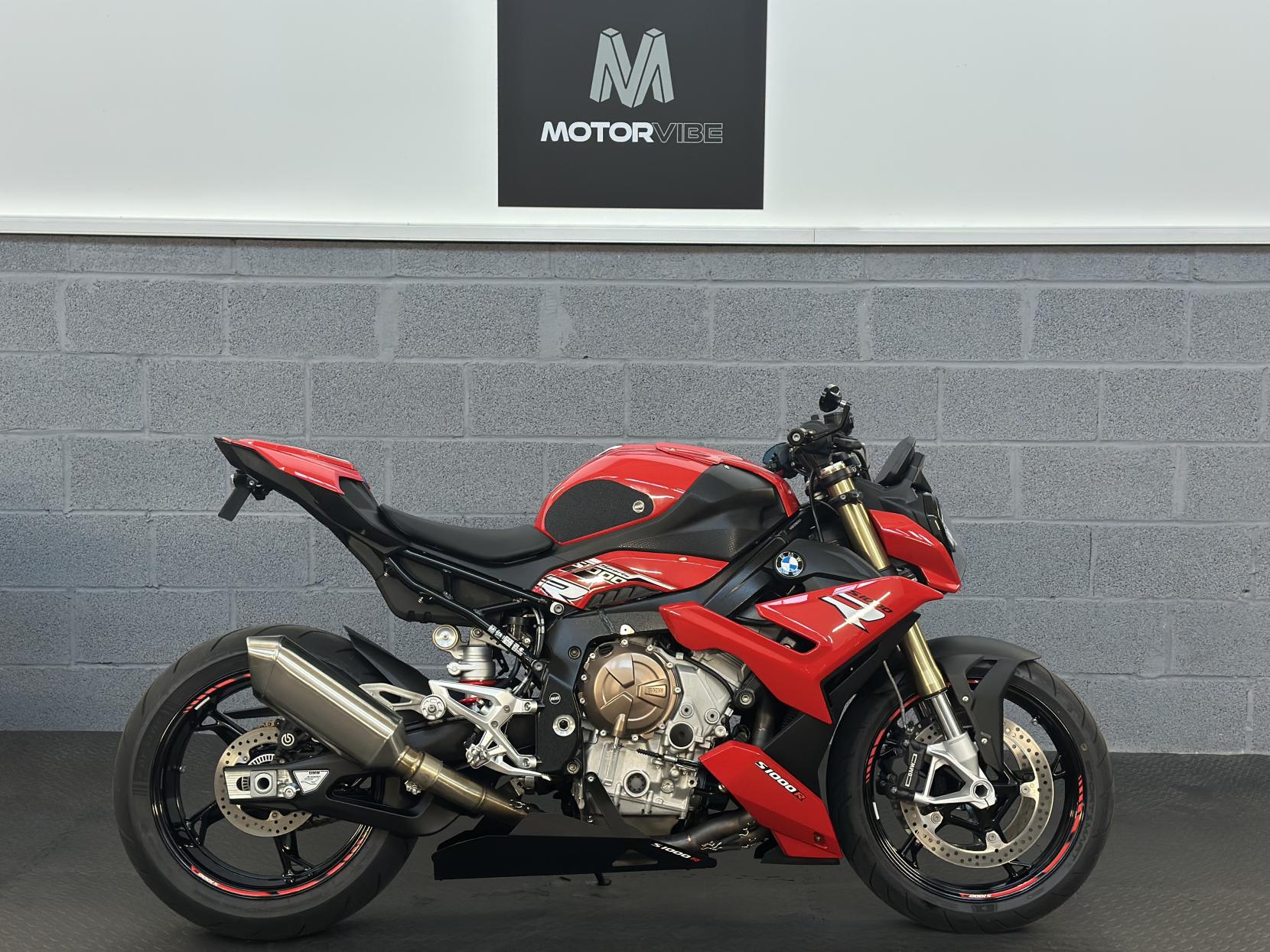 BMW S 1000 R 1000 Sport Naked Petrol Manual Euro 5 (164 ps)