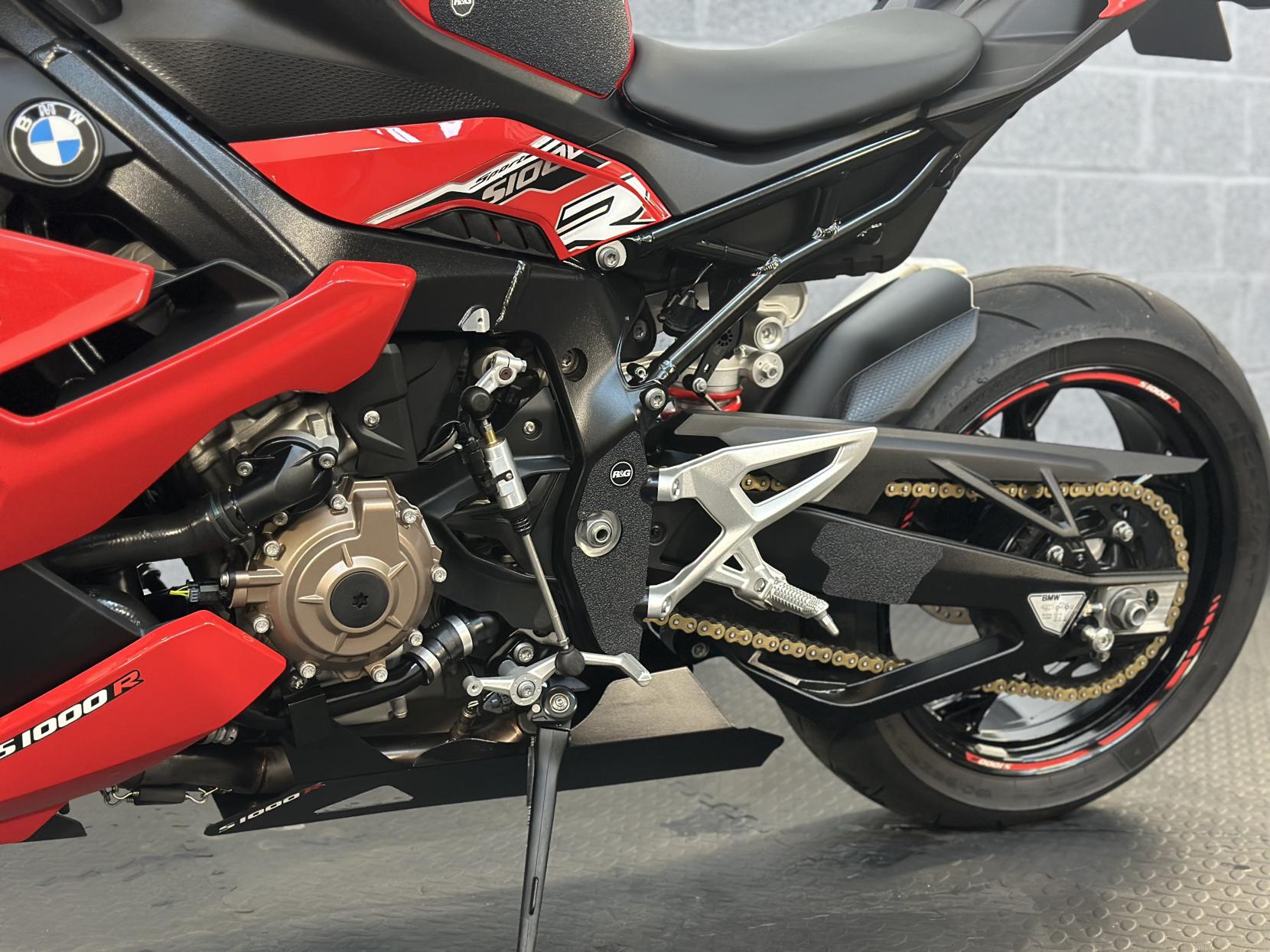 BMW S 1000 R 1000 Sport Naked Petrol Manual Euro 5 (164 ps)