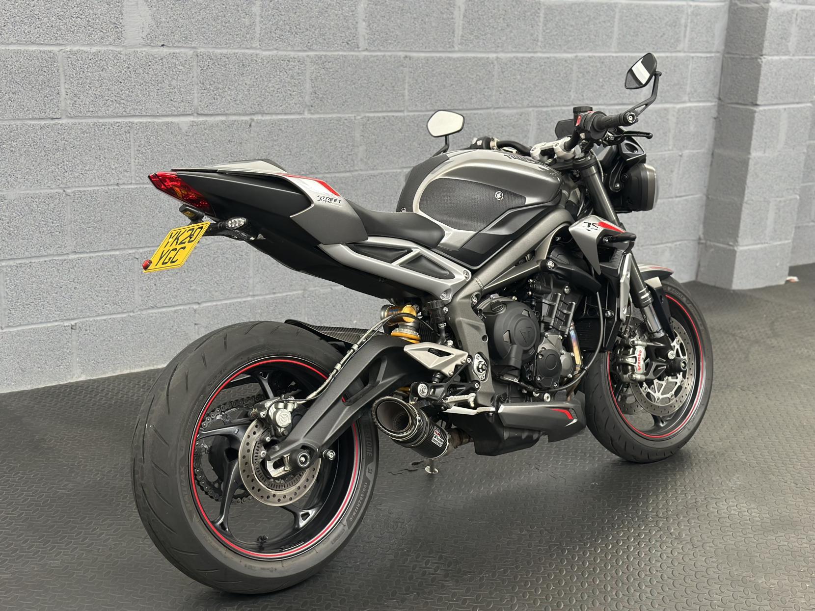Triumph Street Triple 765 765 RS Naked Petrol Manual X-ring Euro 5 (124 ps)