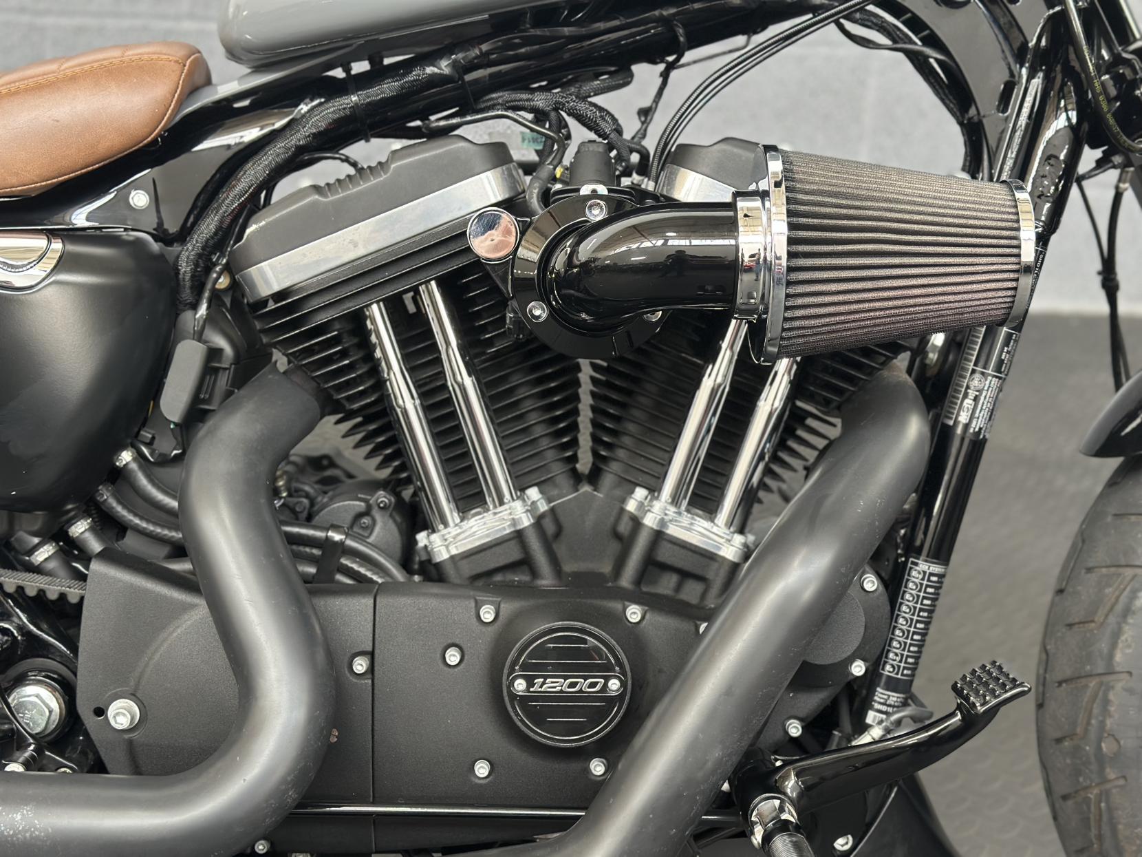Harley-Davidson Sportster 1200 XL1200X Forty-Eight Custom Cruiser Petrol Manual Euro 4 (66 ps)