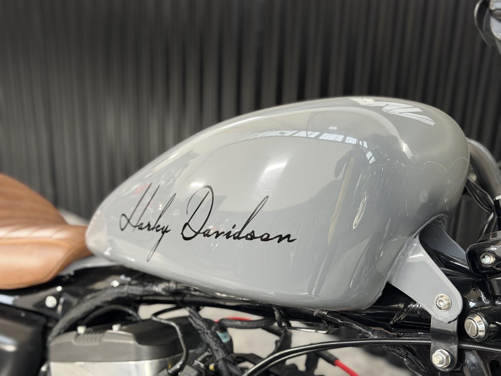 Harley-Davidson Sportster 1200 XL1200X Forty-Eight Custom Cruiser Petrol Manual Euro 4 (66 ps)