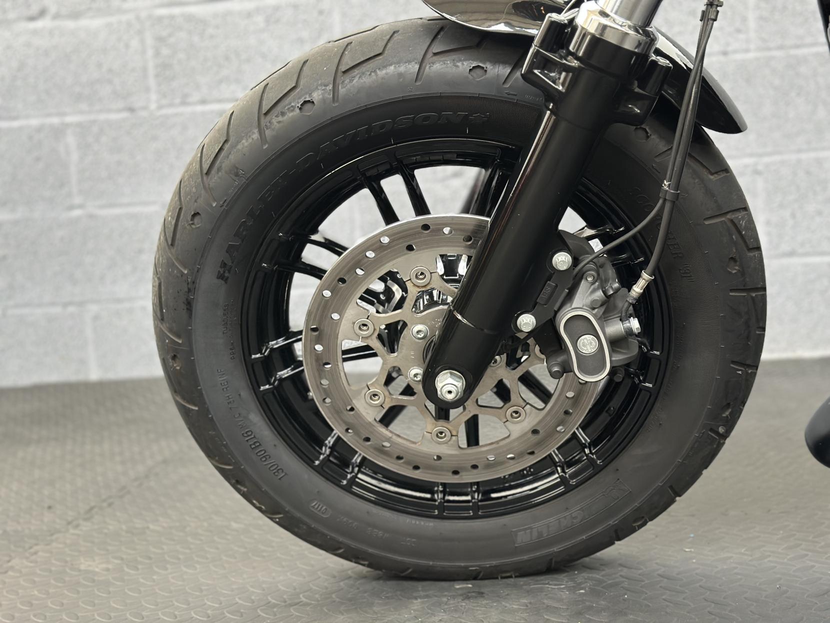 Harley-Davidson Sportster 1200 XL1200X Forty-Eight Custom Cruiser Petrol Manual Euro 4 (66 ps)