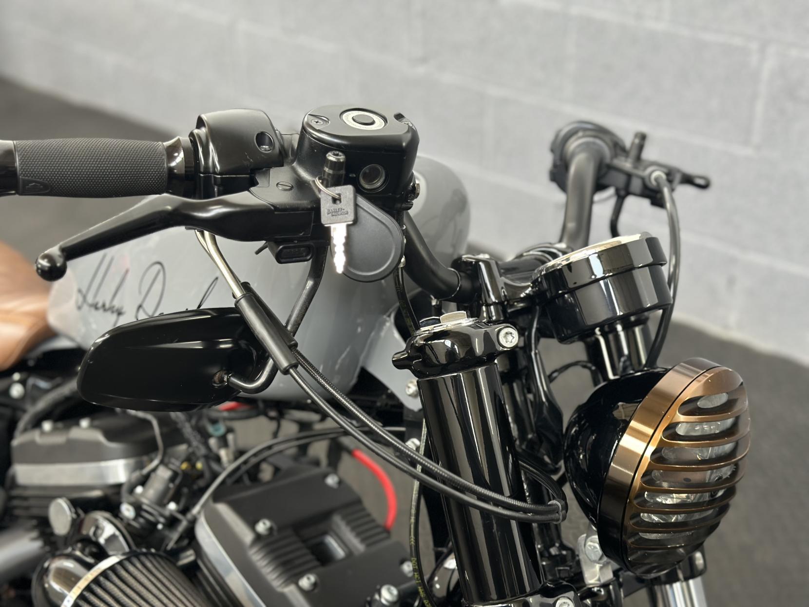 Harley-Davidson Sportster 1200 XL1200X Forty-Eight Custom Cruiser Petrol Manual Euro 4 (66 ps)