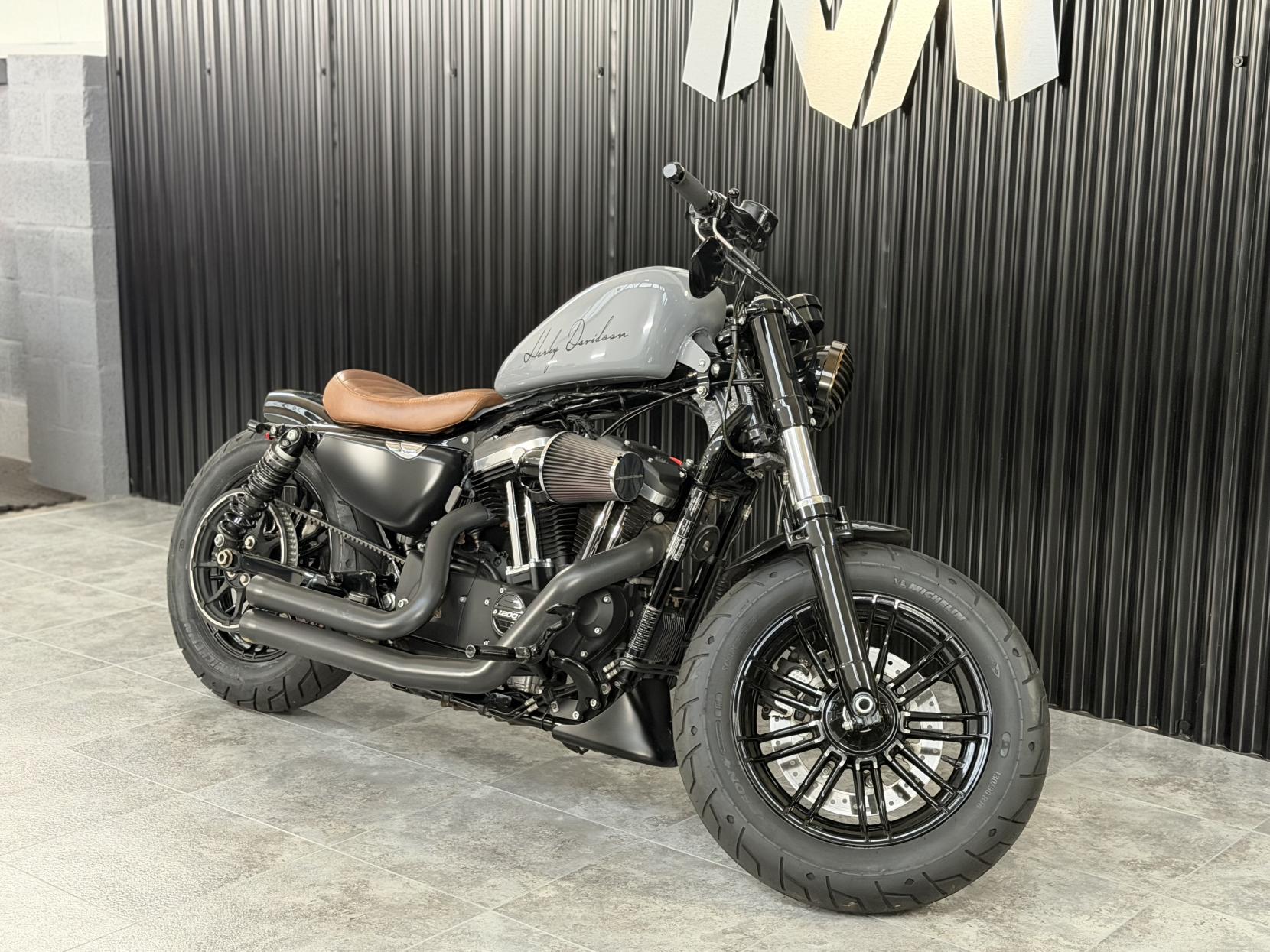 Harley-Davidson Sportster 1200 XL1200X Forty-Eight Custom Cruiser Petrol Manual Euro 4 (66 ps)