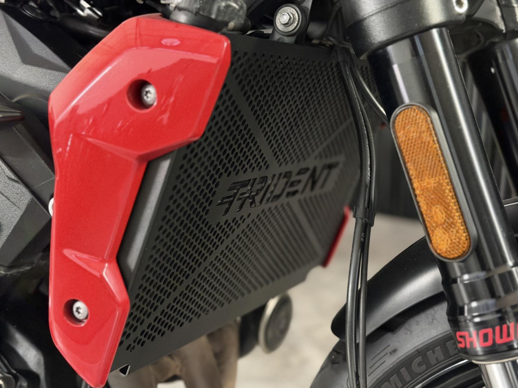 Triumph Trident 660 660 Roadster/Retro Petrol Manual X-ring Euro 5 (82 ps)