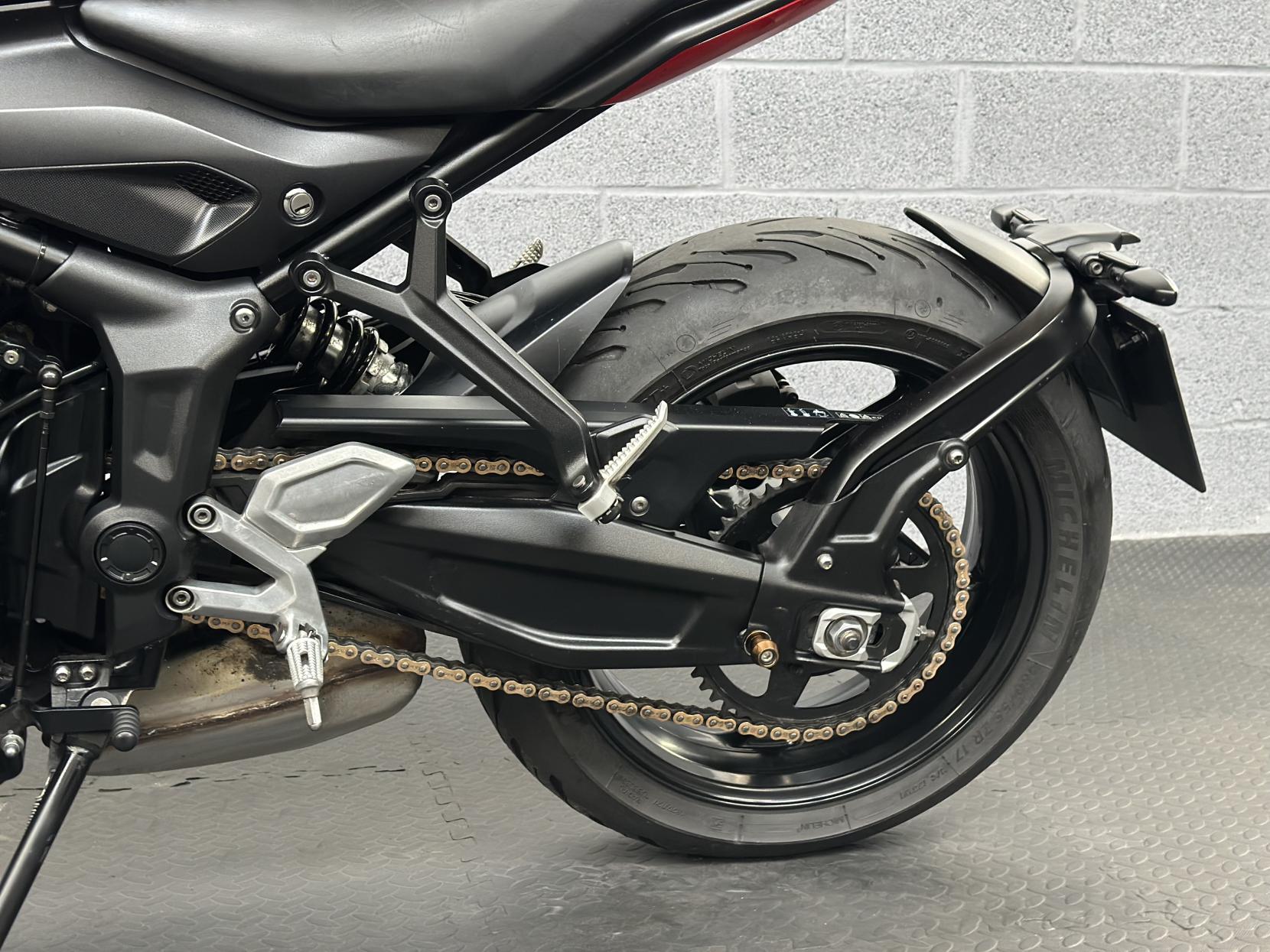 Triumph Trident 660 660 Roadster/Retro Petrol Manual X-ring Euro 5 (82 ps)