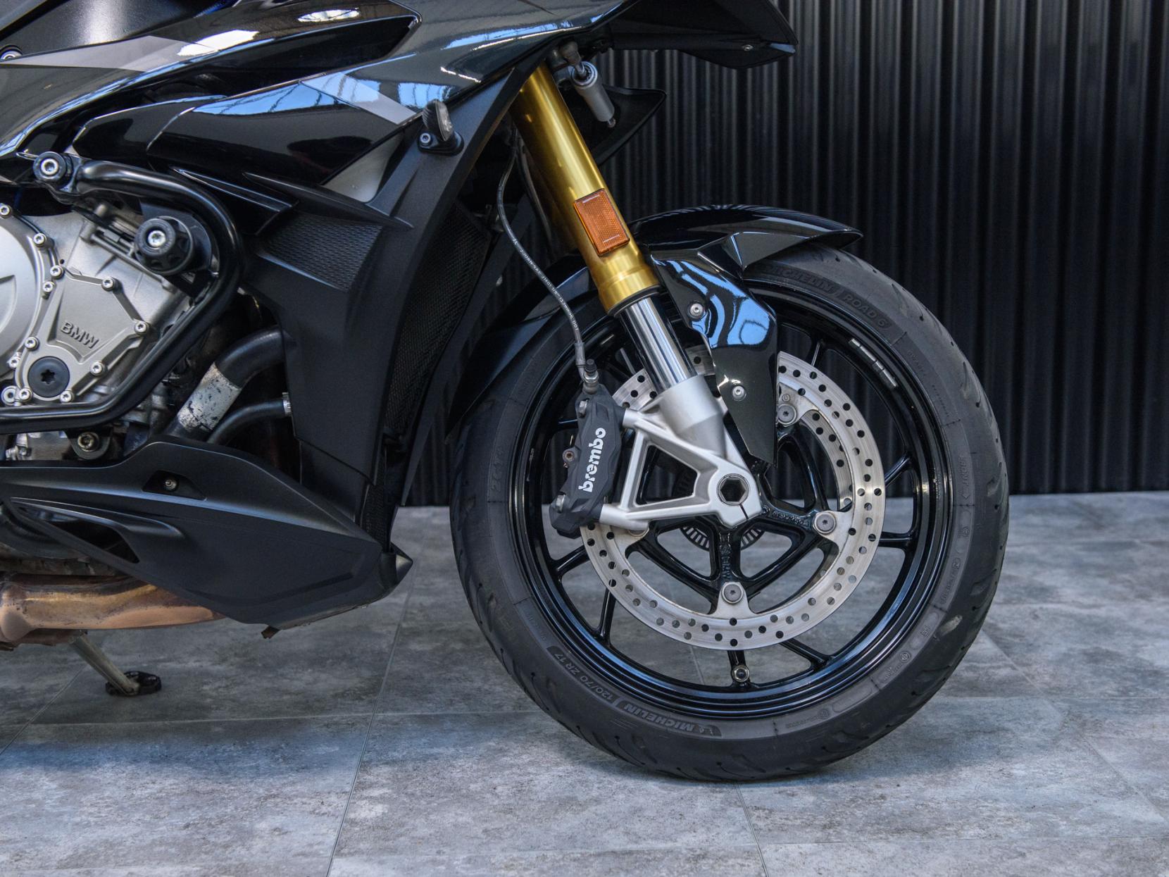 BMW S 1000 XR 1000 Sport SE Sports Tourer Petrol Manual Euro 4 (164 ps)