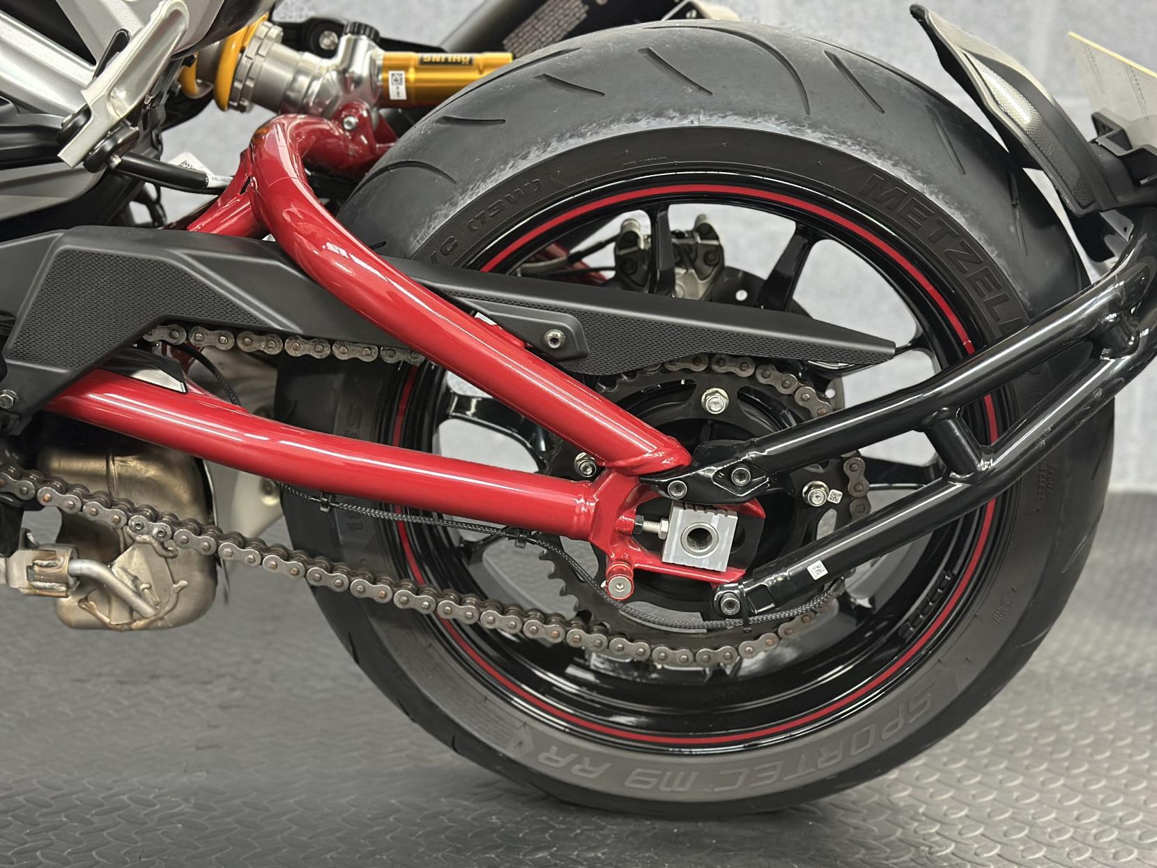 Indian FTR R Carbon 1203 Naked Petrol Manual Euro 5 (125 ps)