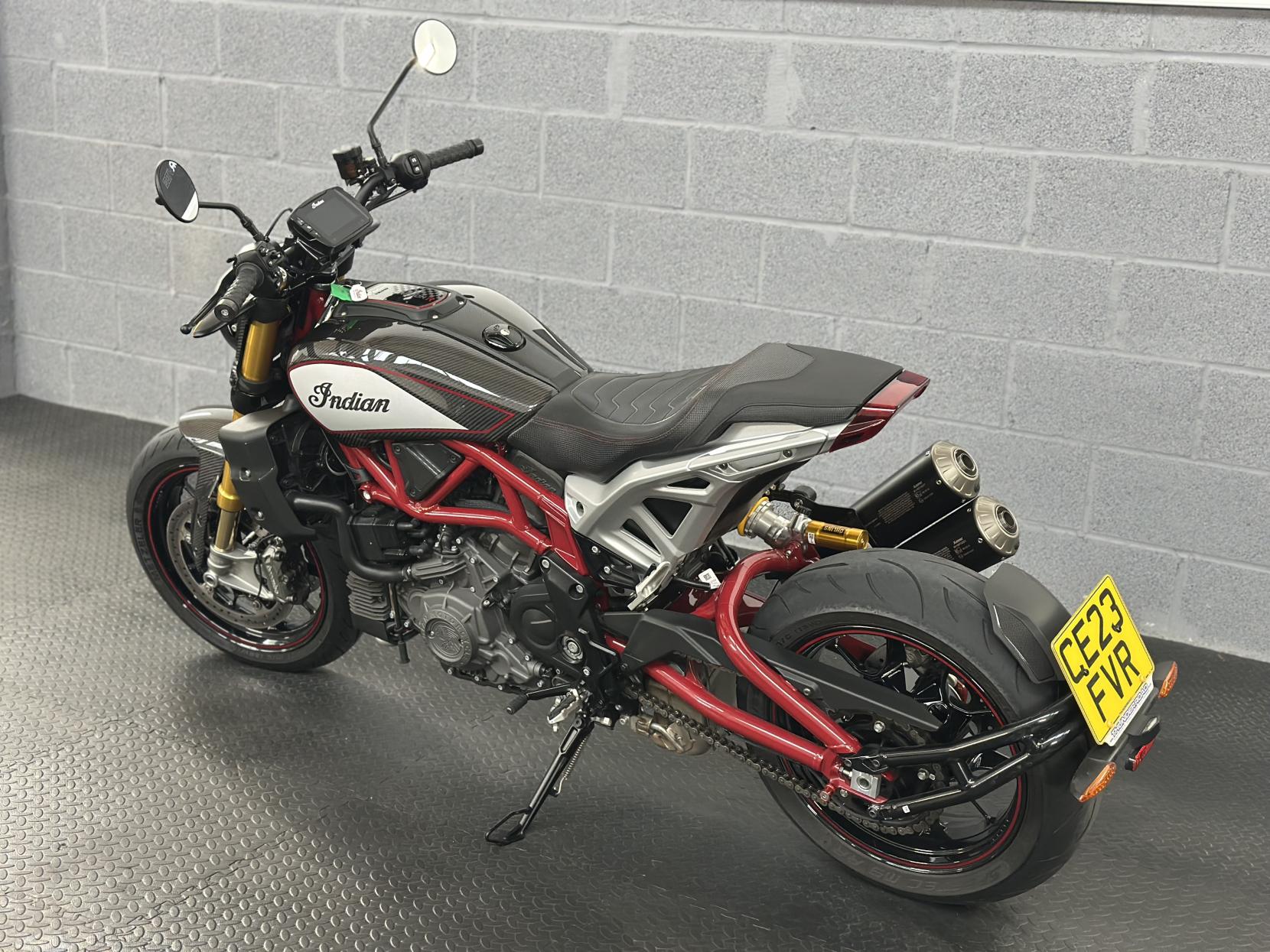Indian FTR R Carbon 1203 Naked Petrol Manual Euro 5 (125 ps)