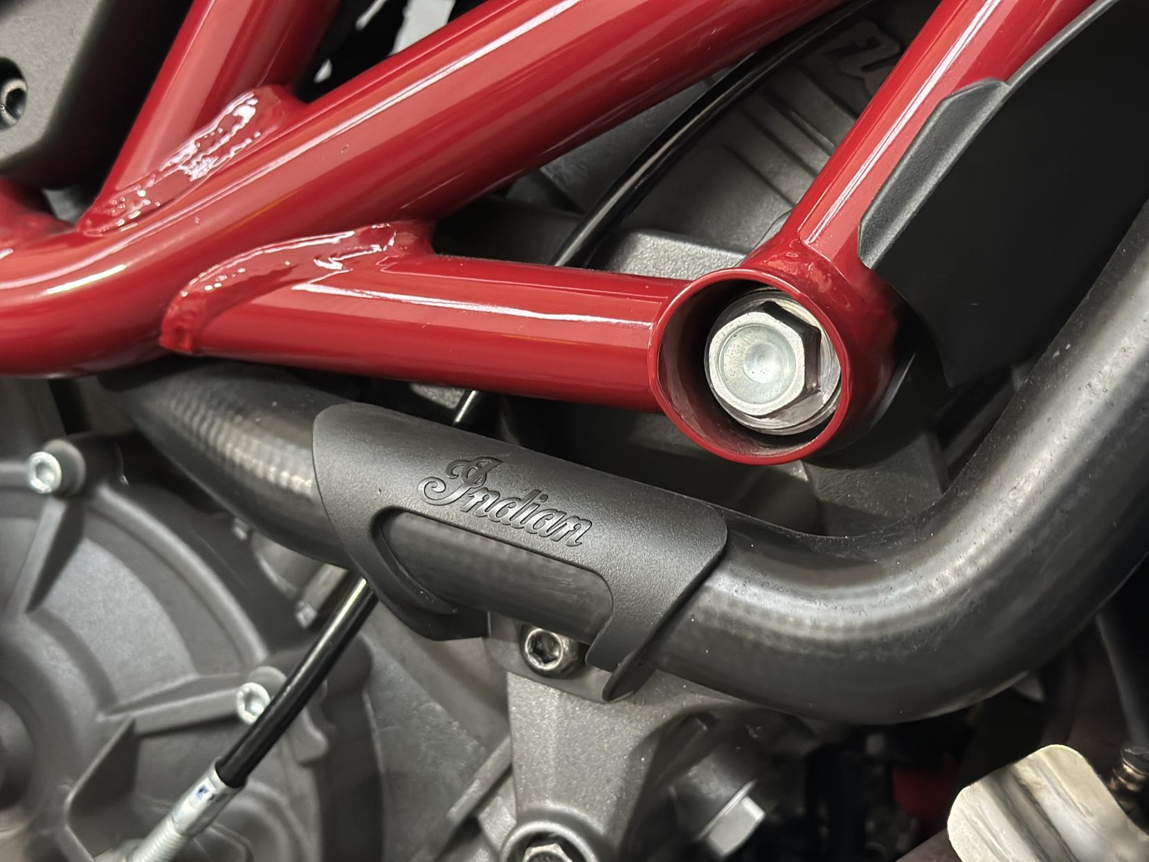 Indian FTR R Carbon 1203 Naked Petrol Manual Euro 5 (125 ps)