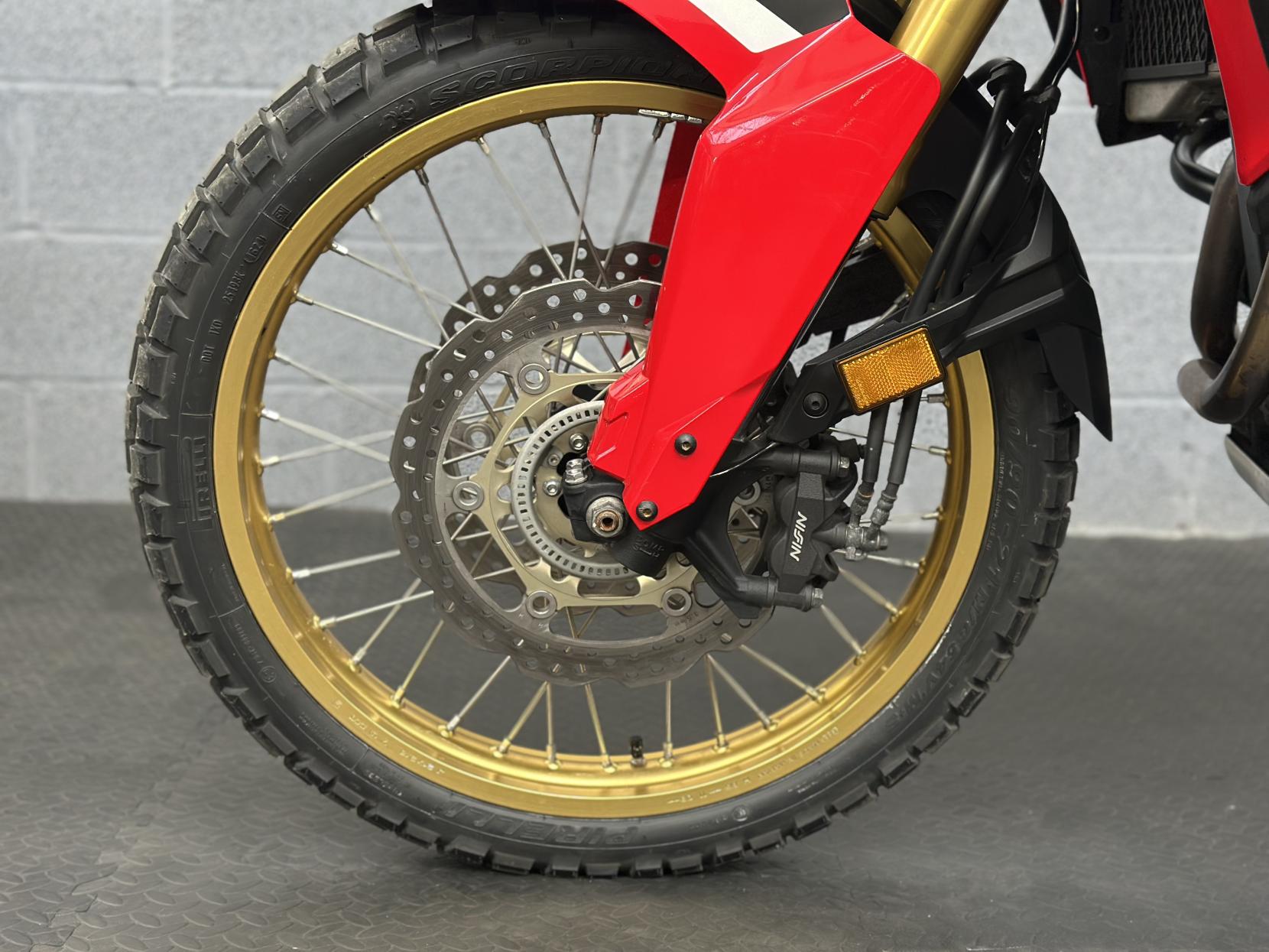 Honda CRF1000L Africa Twin 1000 Adventure Petrol Automatic Euro 4 (95 ps)