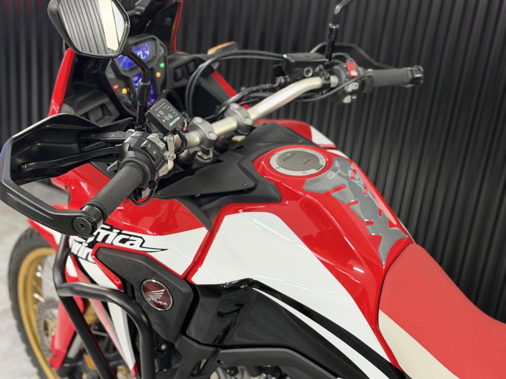 Honda CRF1000L Africa Twin 1000 Adventure Petrol Automatic Euro 4 (95 ps)