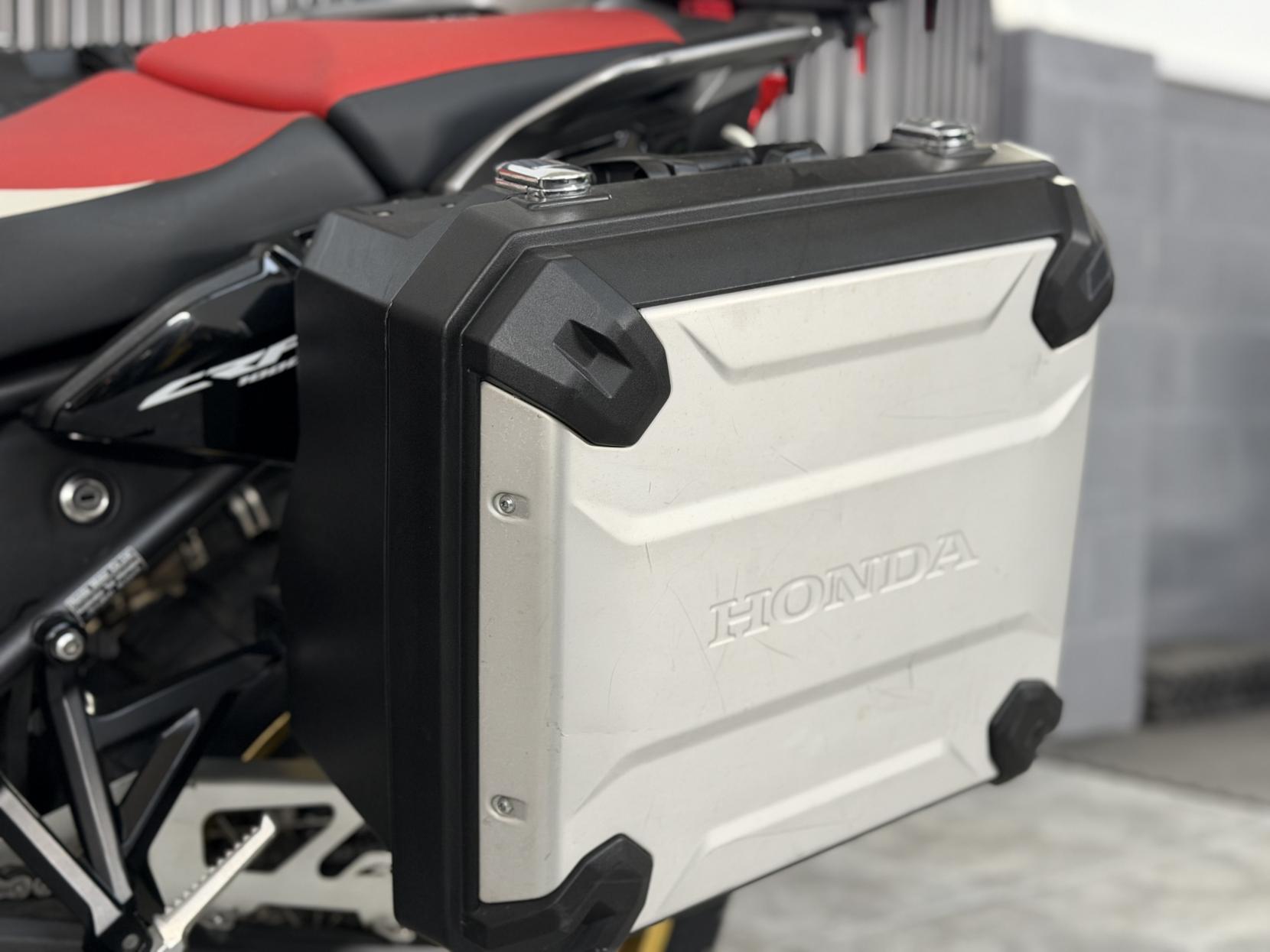 Honda CRF1000L Africa Twin 1000 Adventure Petrol Automatic Euro 4 (95 ps)