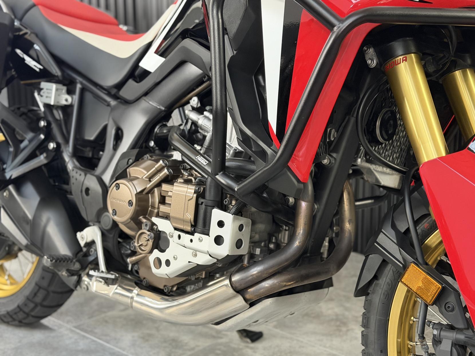 Honda CRF1000L Africa Twin 1000 Adventure Petrol Automatic Euro 4 (95 ps)