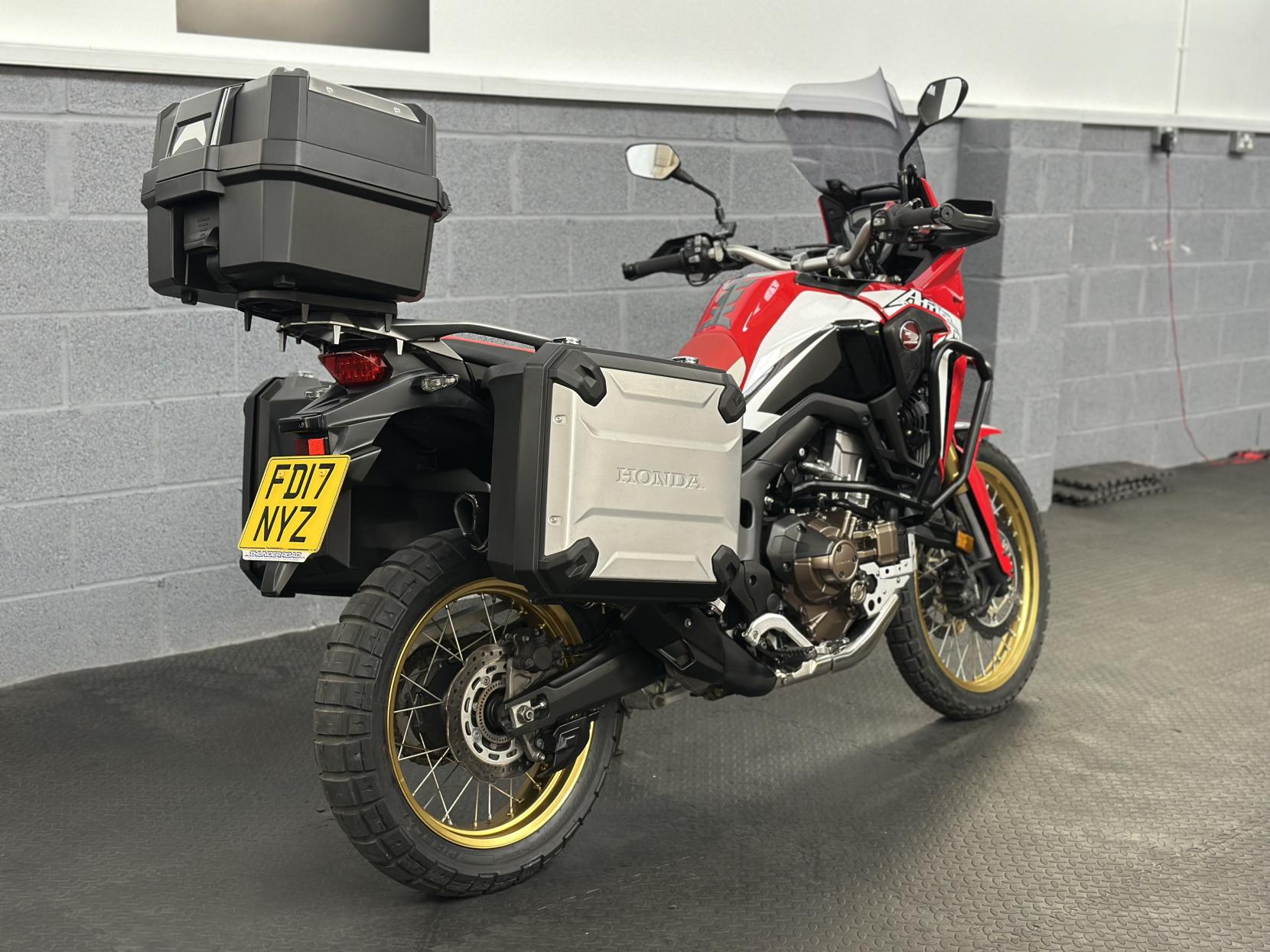 Honda CRF1000L Africa Twin 1000 Adventure Petrol Automatic Euro 4 (95 ps)