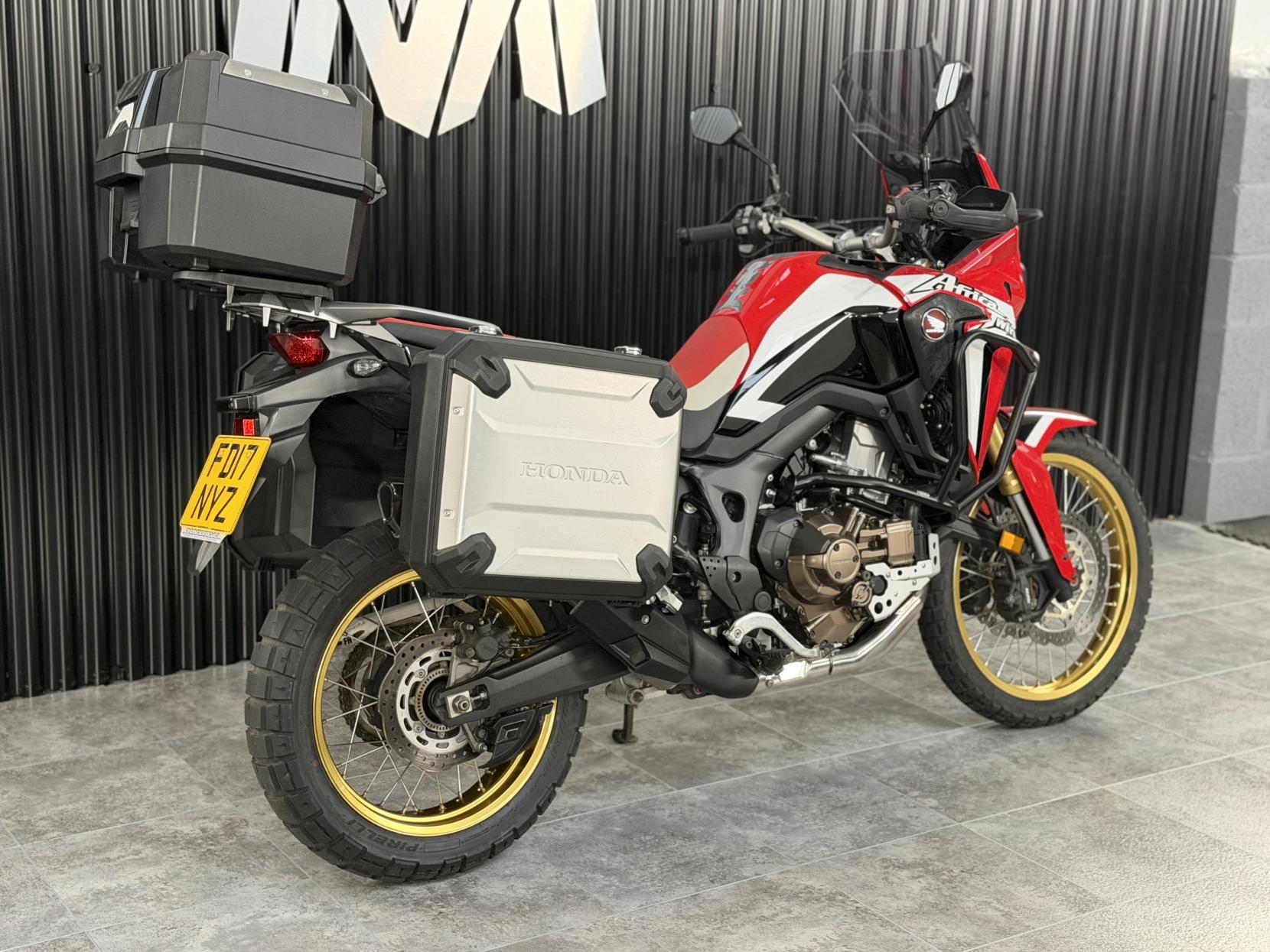 Honda CRF1000L Africa Twin 1000 Adventure Petrol Automatic Euro 4 (95 ps)