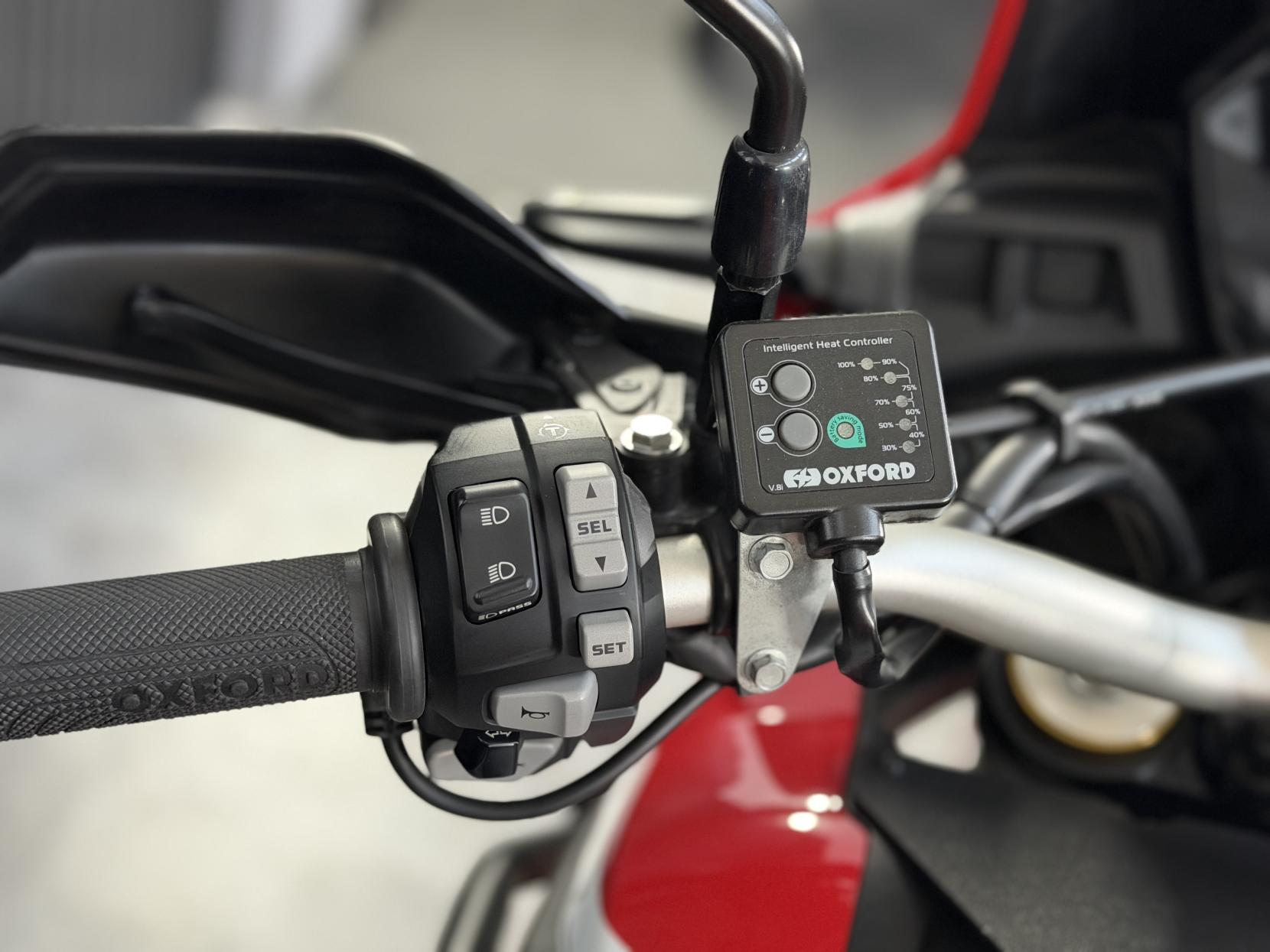 Honda CRF1000L Africa Twin 1000 Adventure Petrol Automatic Euro 4 (95 ps)