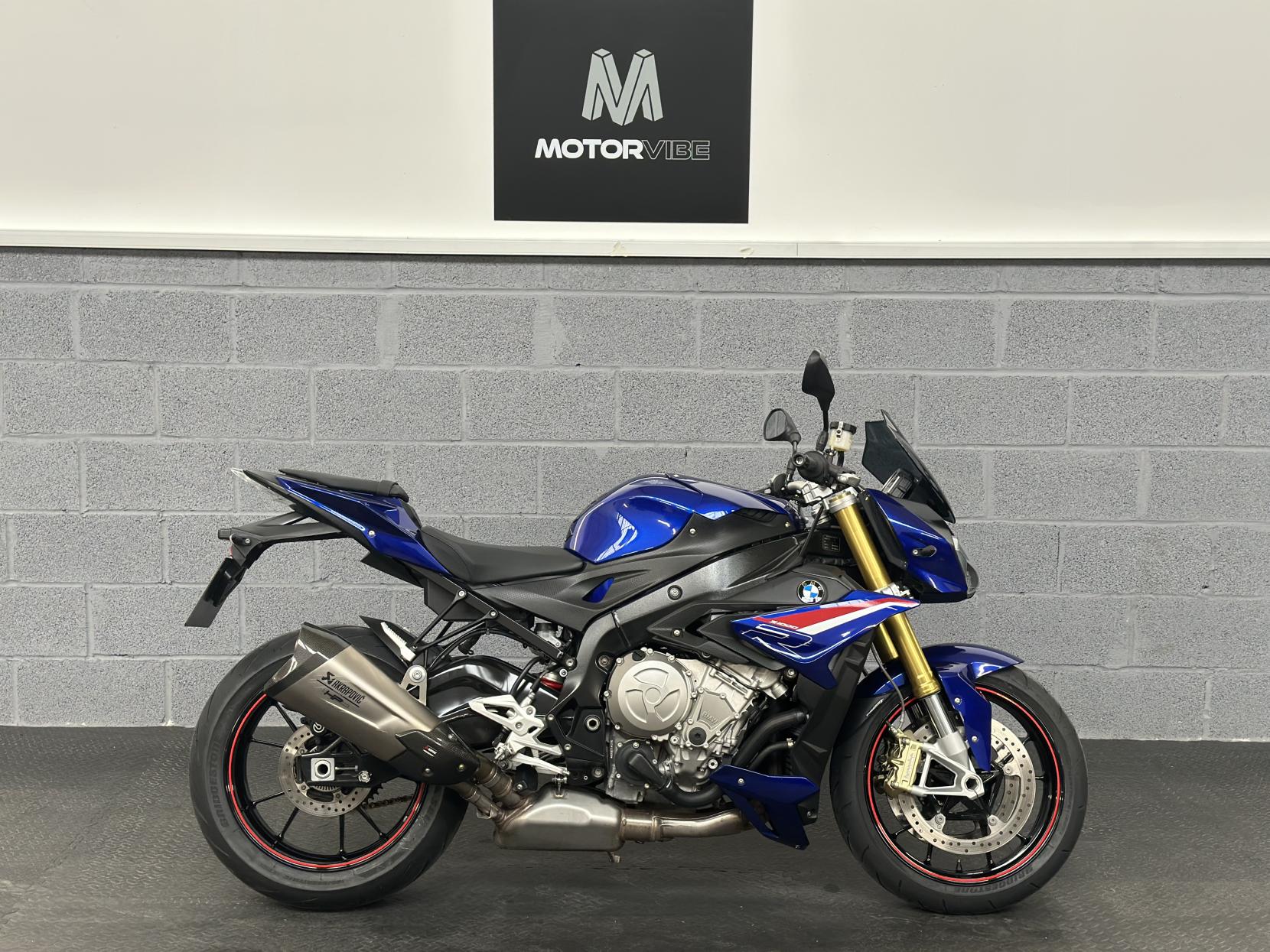 BMW S 1000 R 1000 Sport Naked Petrol Manual Euro 4 (164 ps)