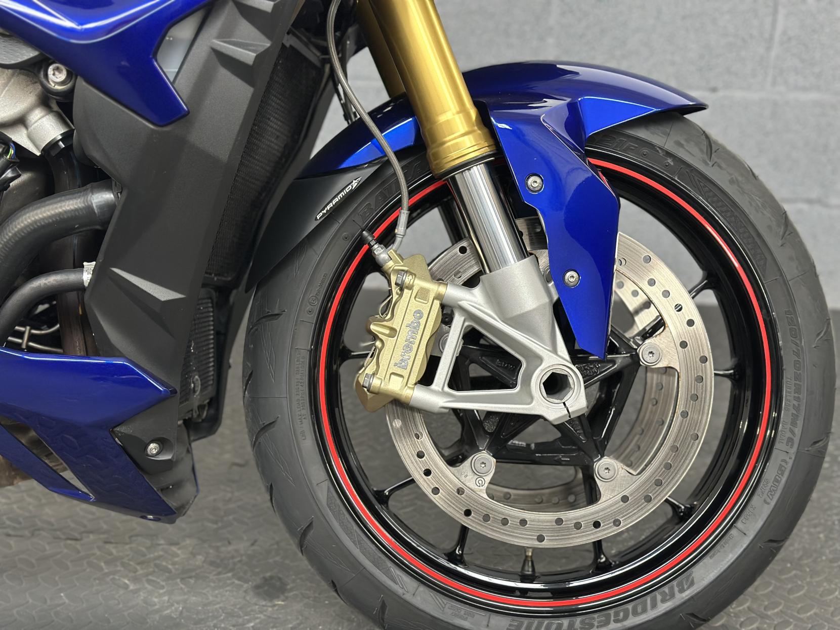BMW S 1000 R 1000 Sport Naked Petrol Manual Euro 4 (164 ps)